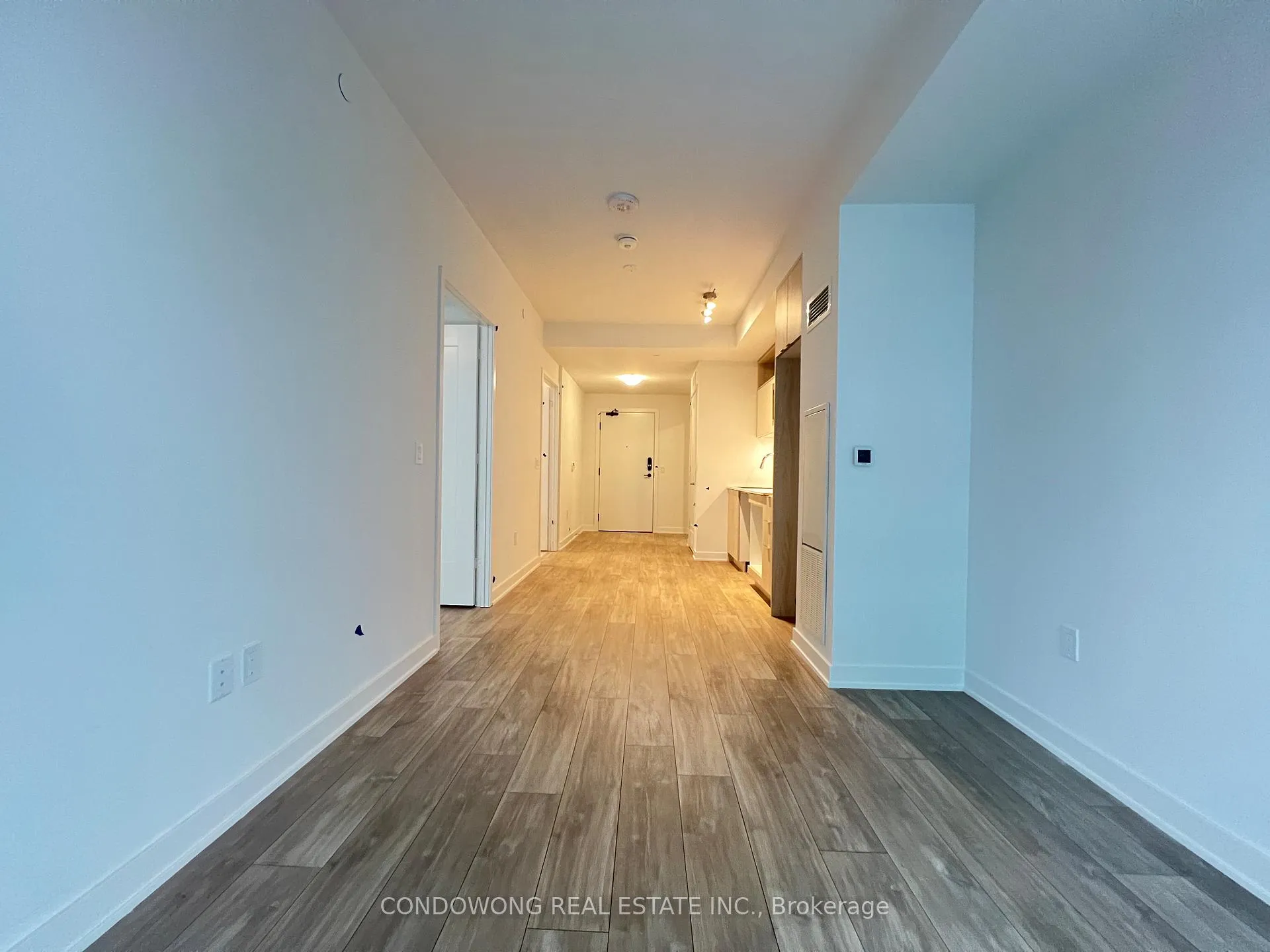 Photo 5 of Unit 2012, 70 Princess Street, Toronto, Waterfront Communities — HOMEH