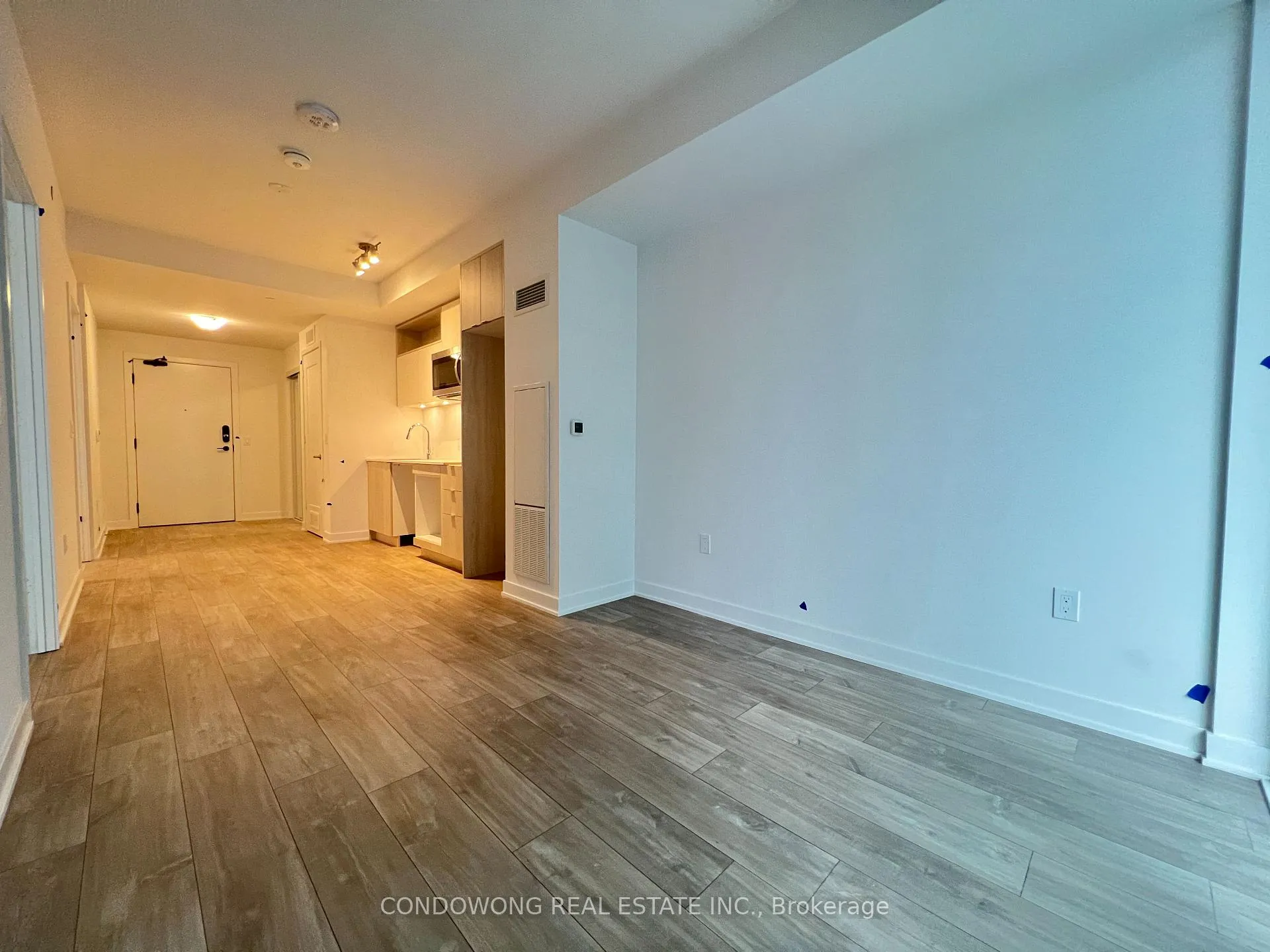 Photo 6 of Unit 2012, 70 Princess Street, Toronto, Waterfront Communities — HOMEH