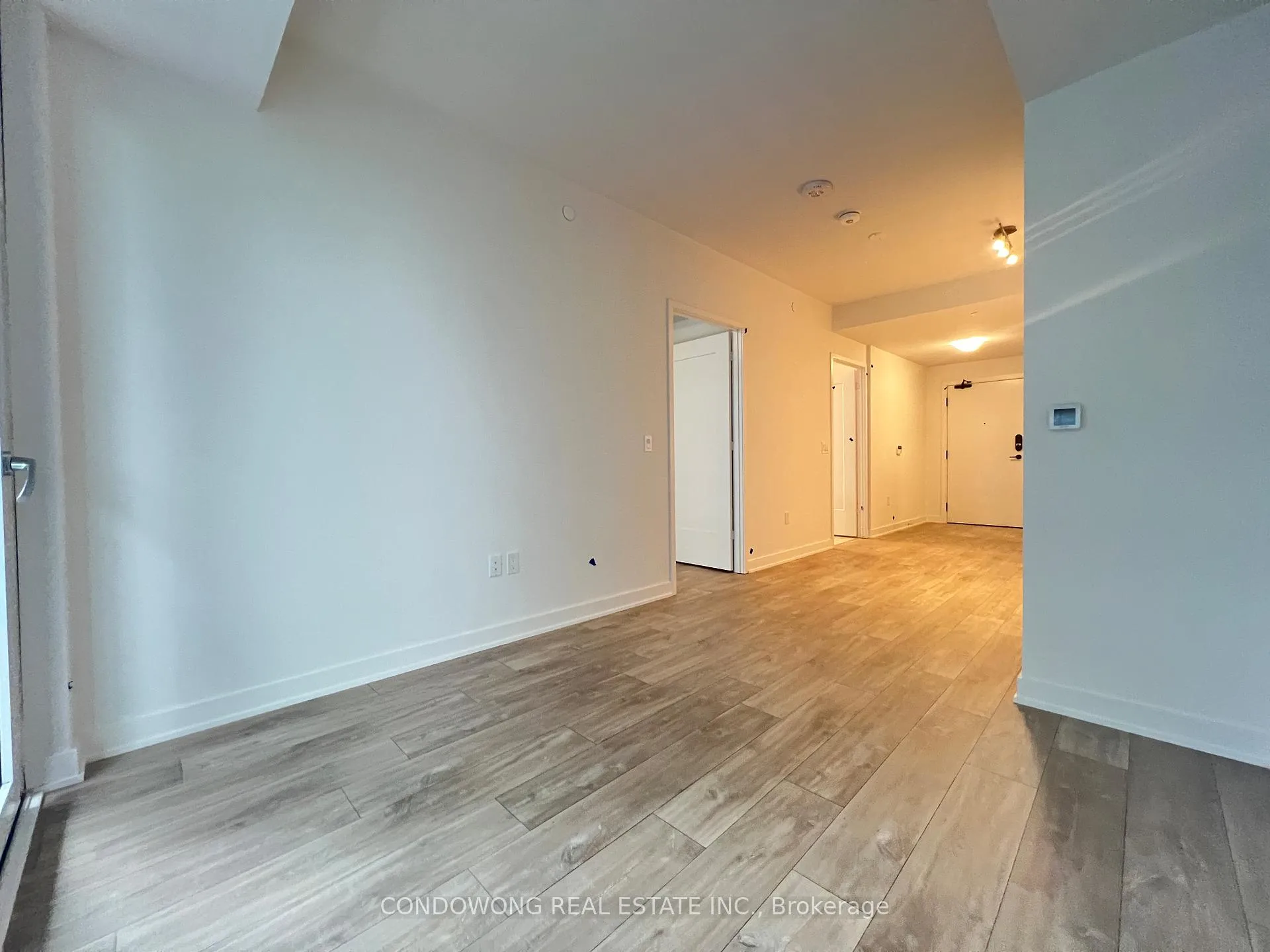 Photo 7 of Unit 2012, 70 Princess Street, Toronto, Waterfront Communities — HOMEH