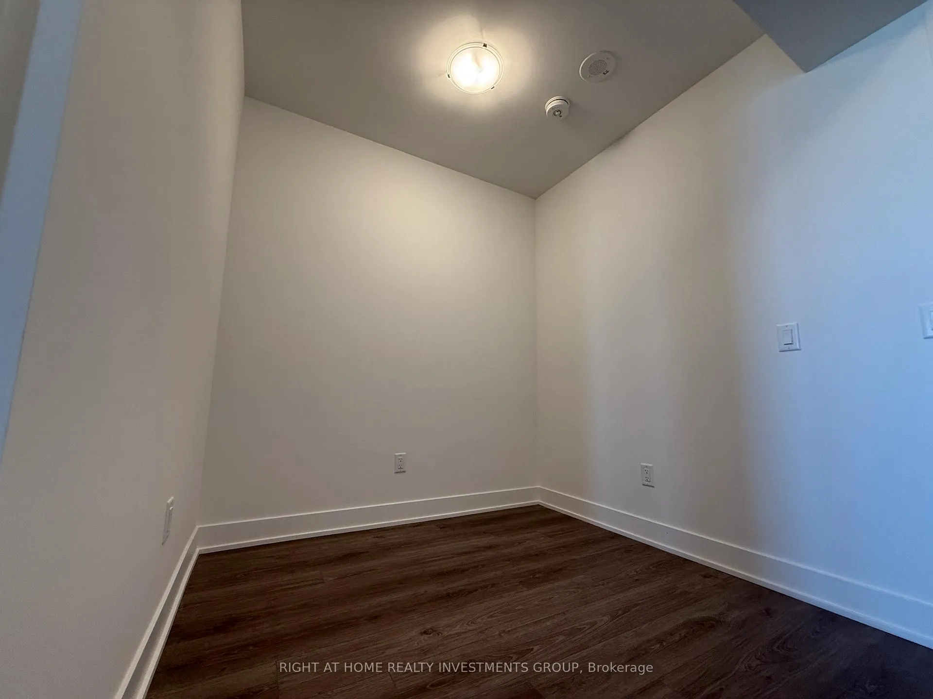 Photo 7 of Unit 1801, 2545 Simcoe Street N, Oshawa, Windfields — HOMEH