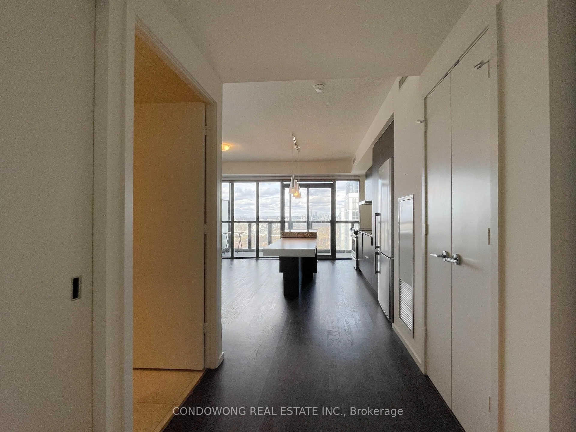 Photo 2 of Unit 4009, 101 Charles Street E, Toronto, Church-Yonge Corridor — HOMEH