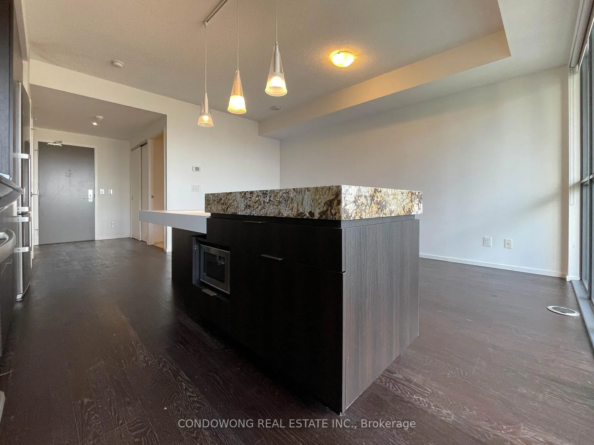 Photo 3 of Unit 4009, 101 Charles Street E, Toronto, Church-Yonge Corridor — HOMEH