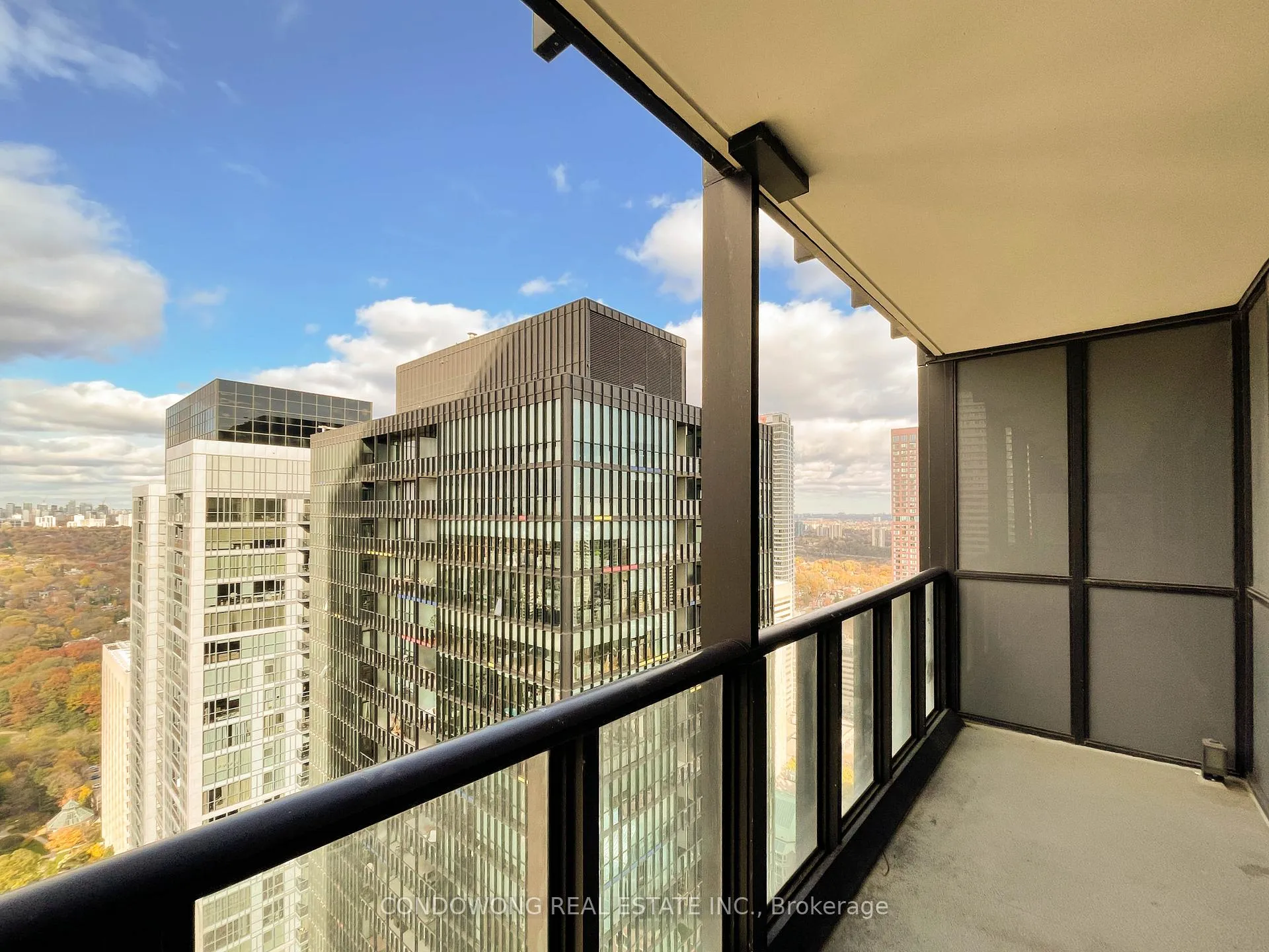 Photo 10 of Unit 4009, 101 Charles Street E, Toronto, Church-Yonge Corridor — HOMEH