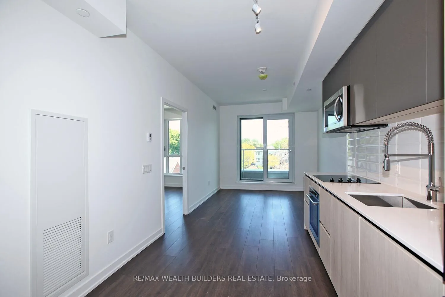 Photo 5 of Unit 441, 150 Logan Avenue, Toronto, South Riverdale — HOMEH