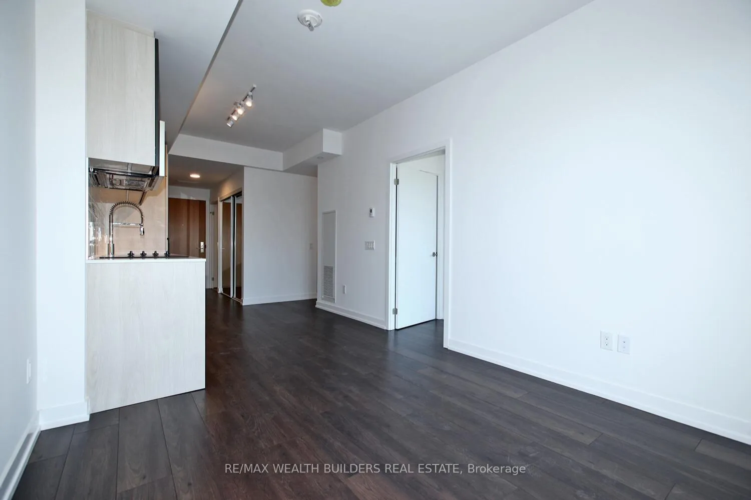 Photo 8 of Unit 441, 150 Logan Avenue, Toronto, South Riverdale — HOMEH