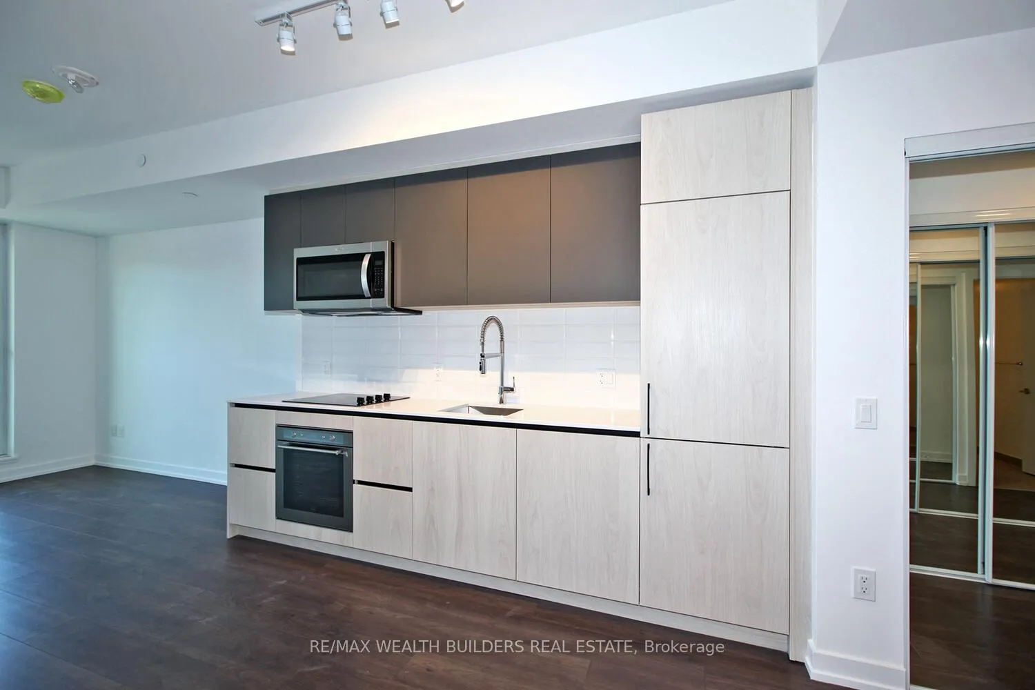 Photo 13 of Unit 441, 150 Logan Avenue, Toronto, South Riverdale — HOMEH
