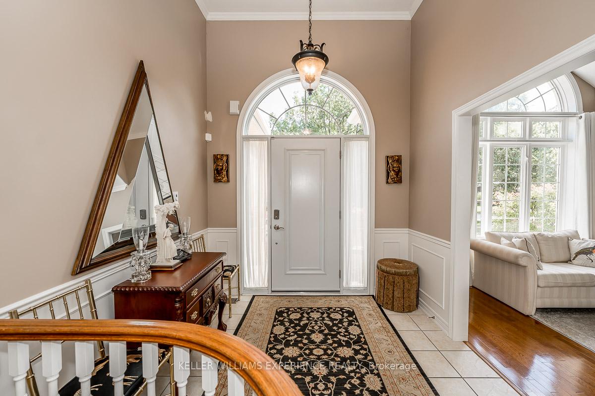 Photo 2 of 12 Cumming Drive, Barrie, Ardagh — HOMEH