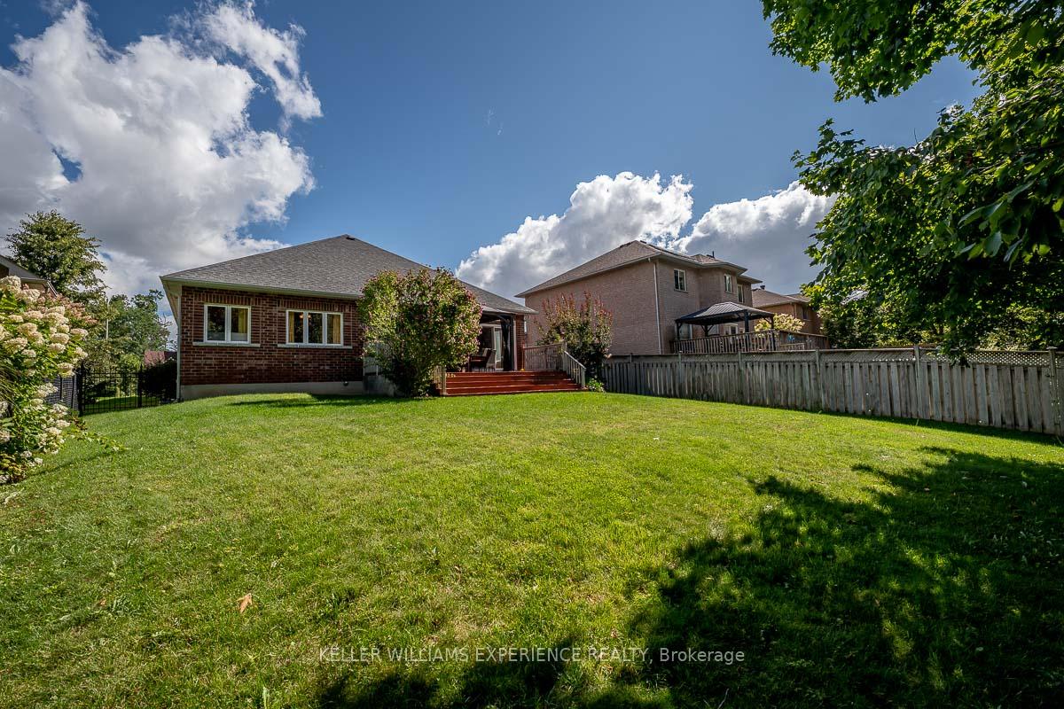 Photo 28 of 12 Cumming Drive, Barrie, Ardagh — HOMEH