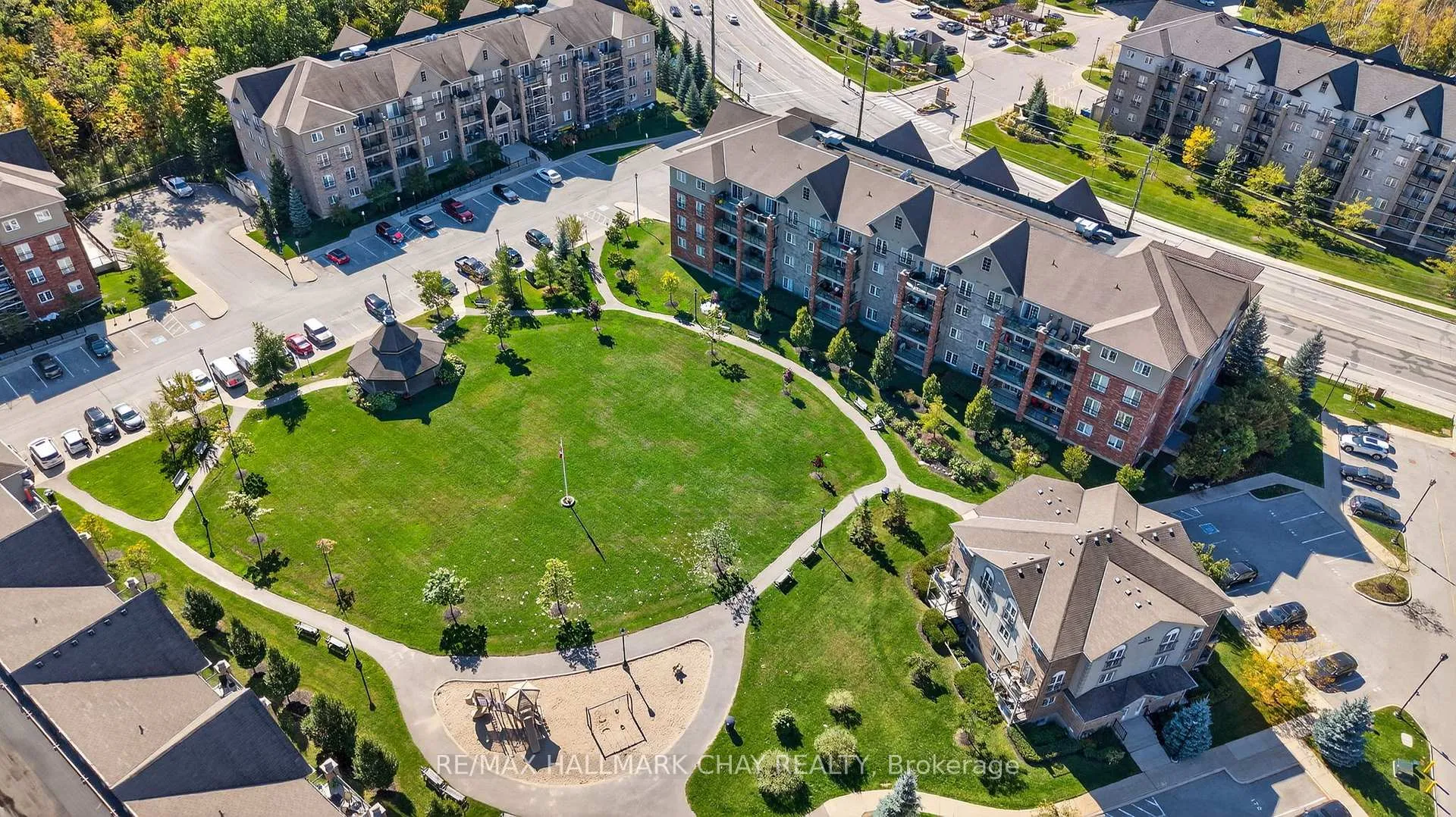 Photo 23 of Unit 405, 39 Ferndale Drive S, Barrie, Ardagh — HOMEH