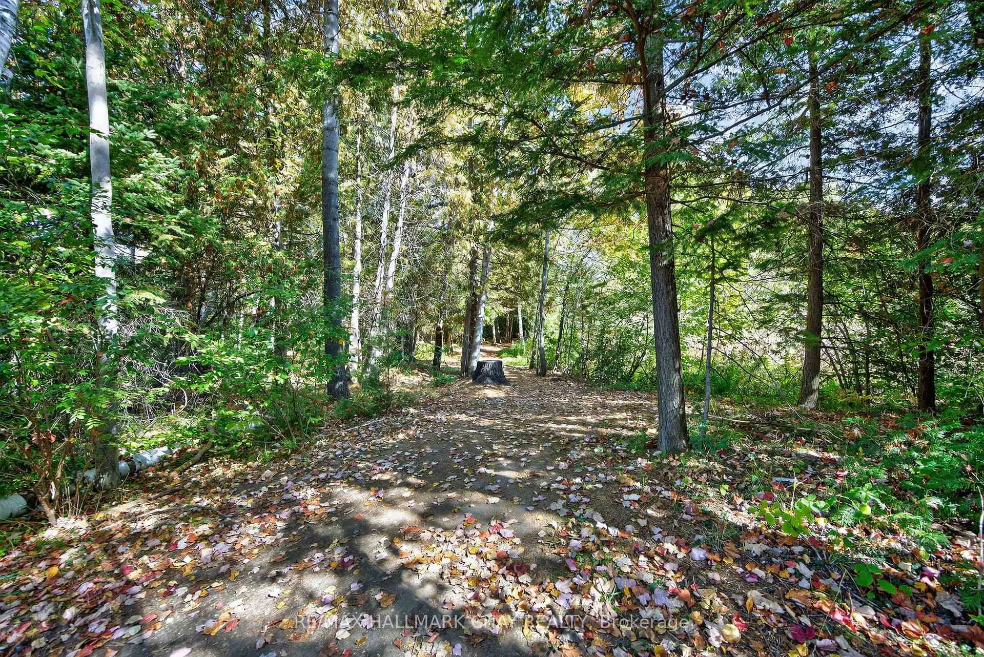 Photo 31 of Unit 405, 39 Ferndale Drive S, Barrie, Ardagh — HOMEH