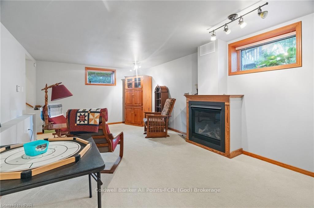 Photo 34 of 126 Nelson Street E, Goderich, Goderich (Town) — HOMEH