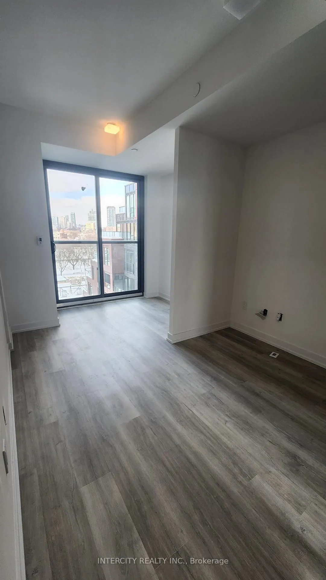Photo 3 of Unit 730, 28 Eastern Avenue, Toronto, Moss Park — HOMEH
