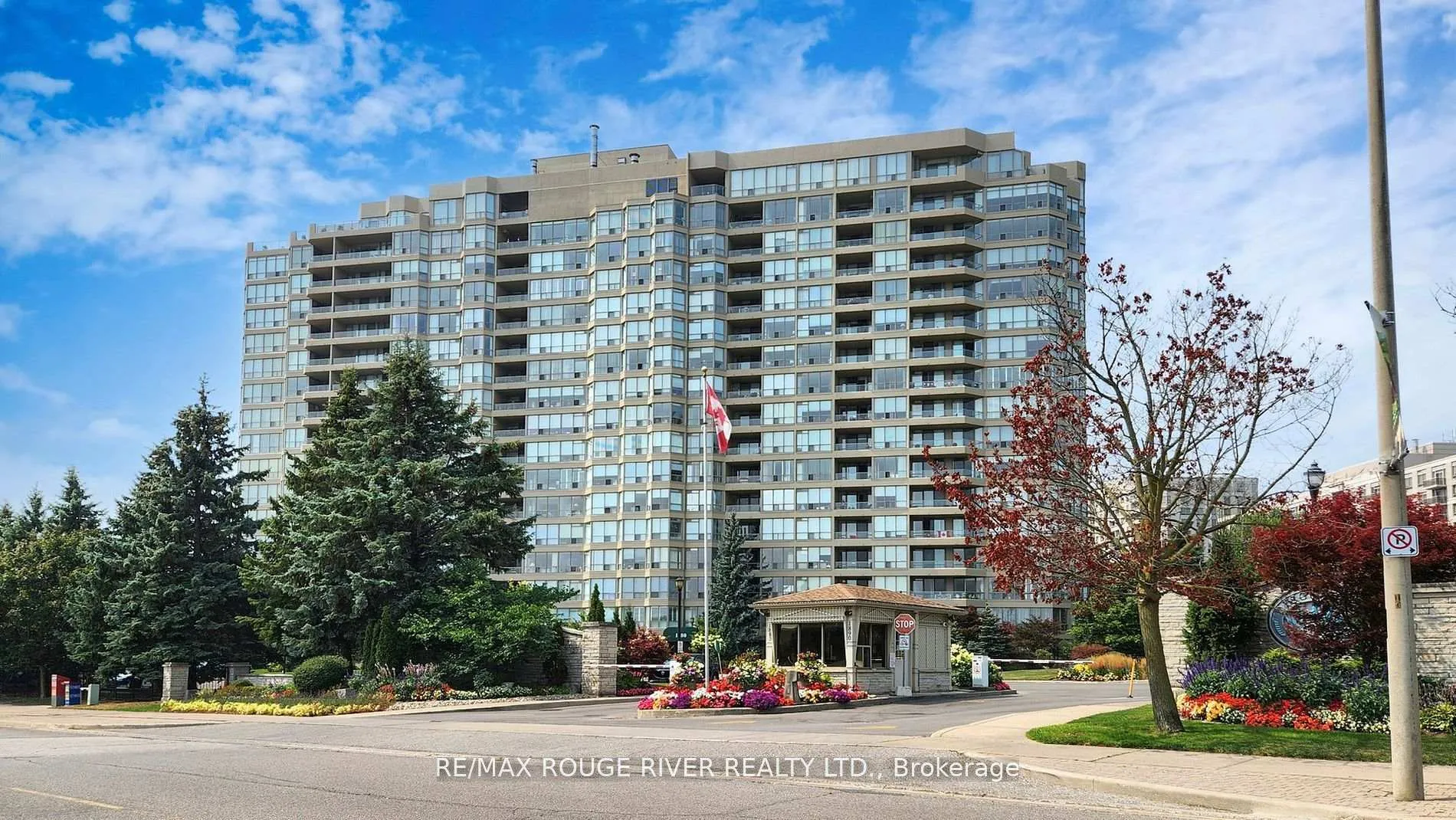 Photo 1 of Unit 1627, 1880 Valley Farm Road, Pickering, Town Centre — HOMEH