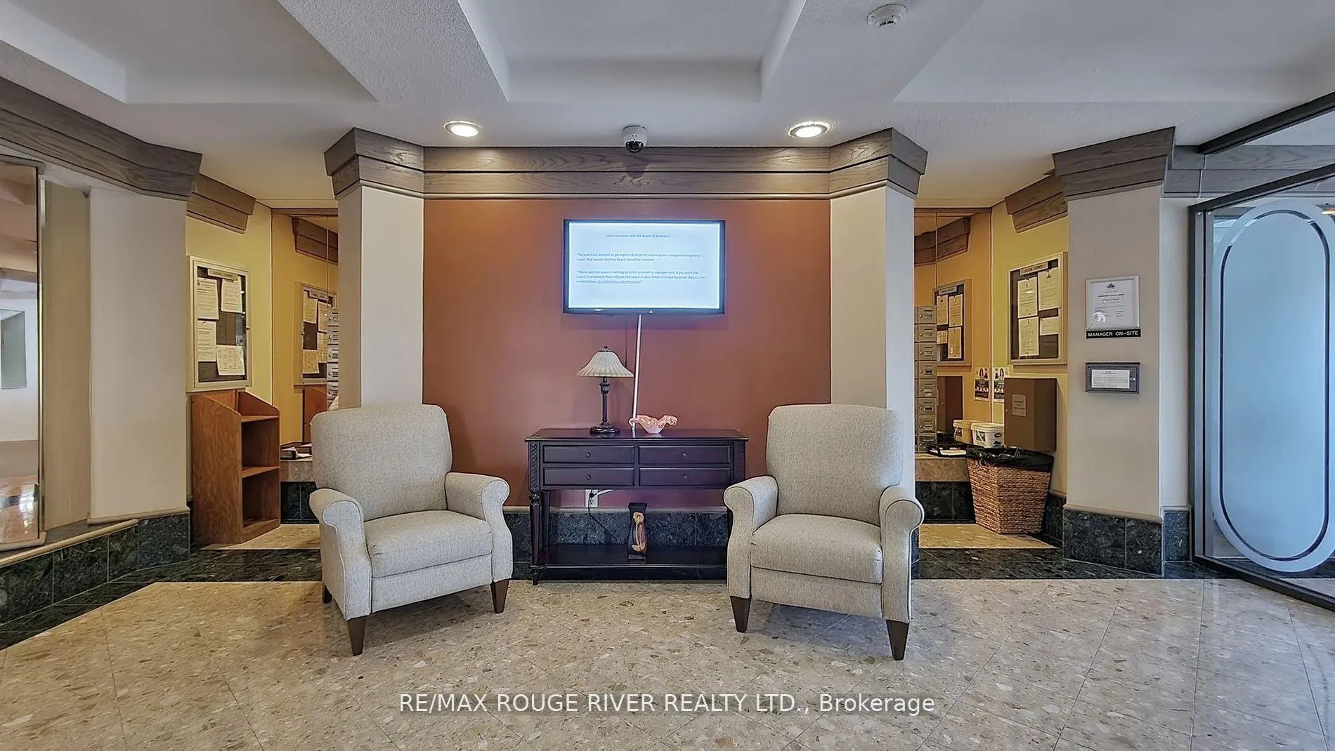 Photo 7 of Unit 1627, 1880 Valley Farm Road, Pickering, Town Centre — HOMEH