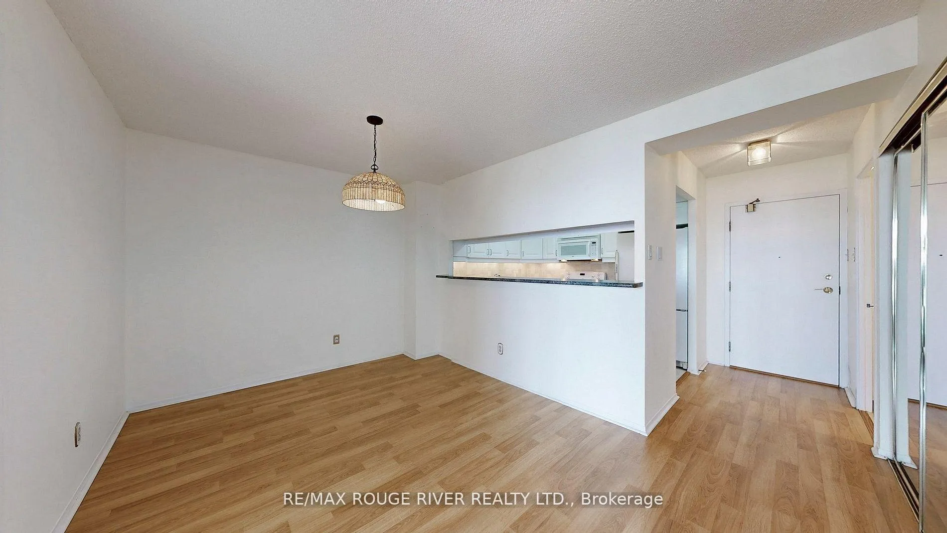 Photo 11 of Unit 1627, 1880 Valley Farm Road, Pickering, Town Centre — HOMEH