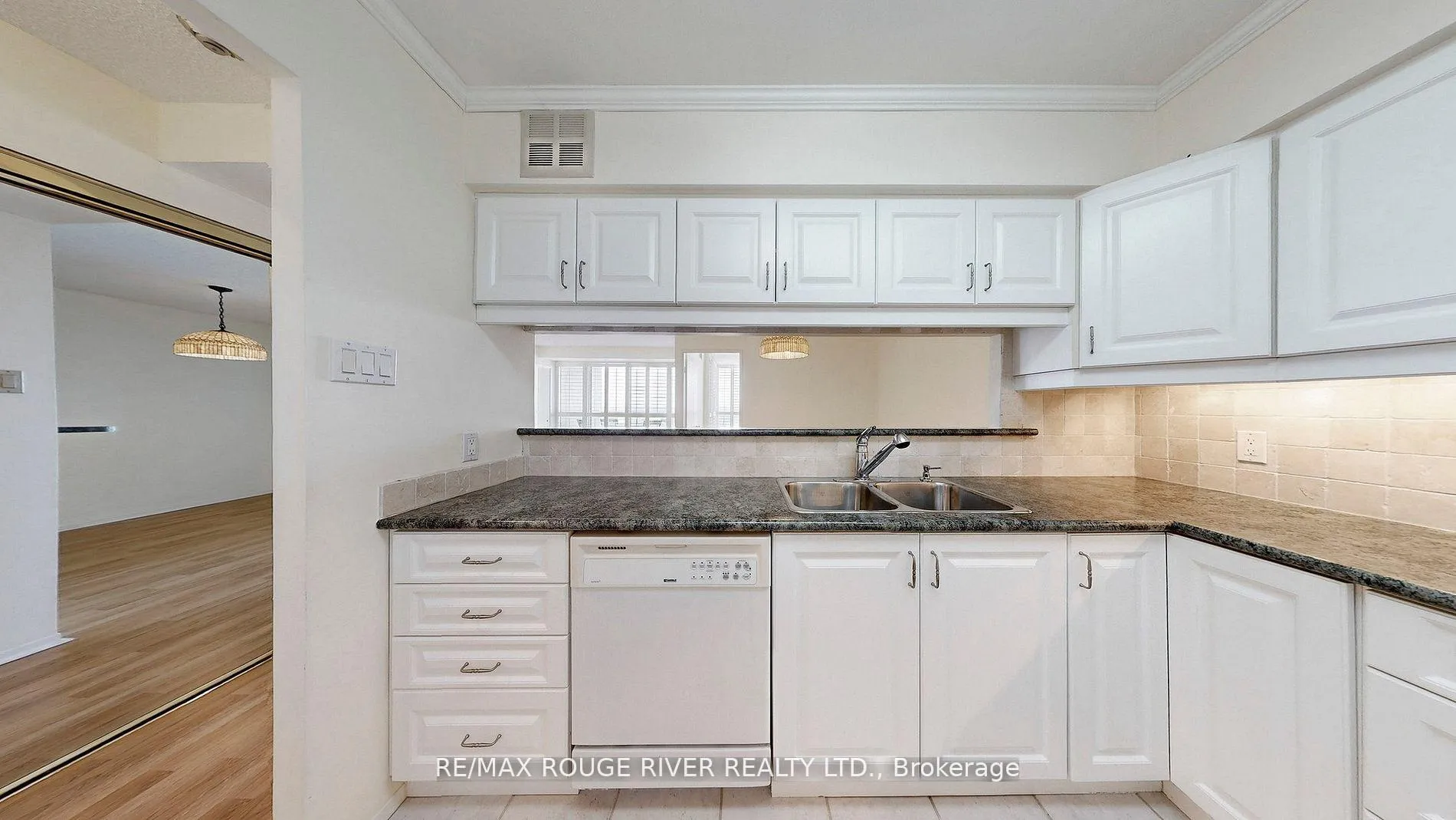 Photo 14 of Unit 1627, 1880 Valley Farm Road, Pickering, Town Centre — HOMEH