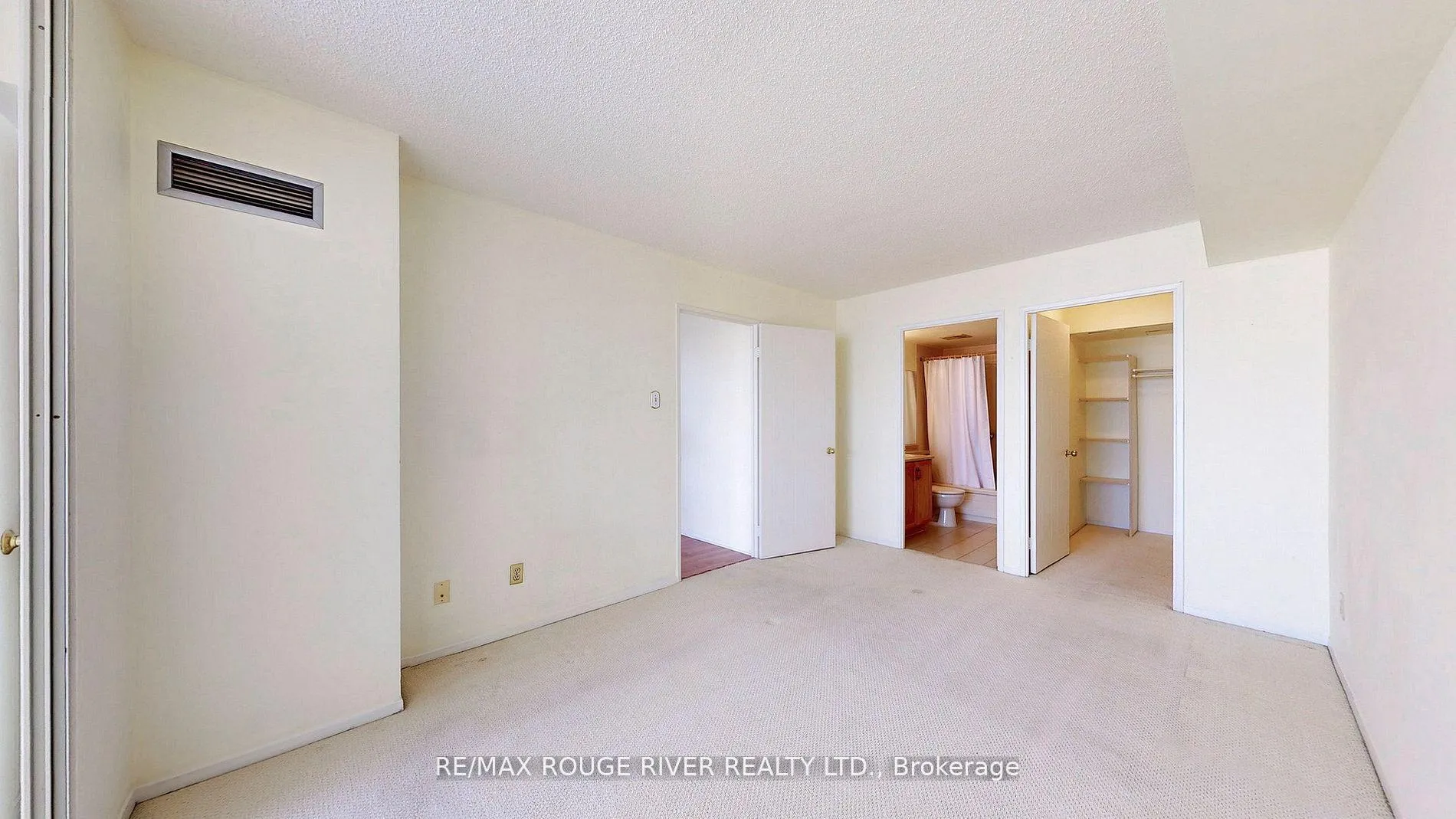 Photo 15 of Unit 1627, 1880 Valley Farm Road, Pickering, Town Centre — HOMEH