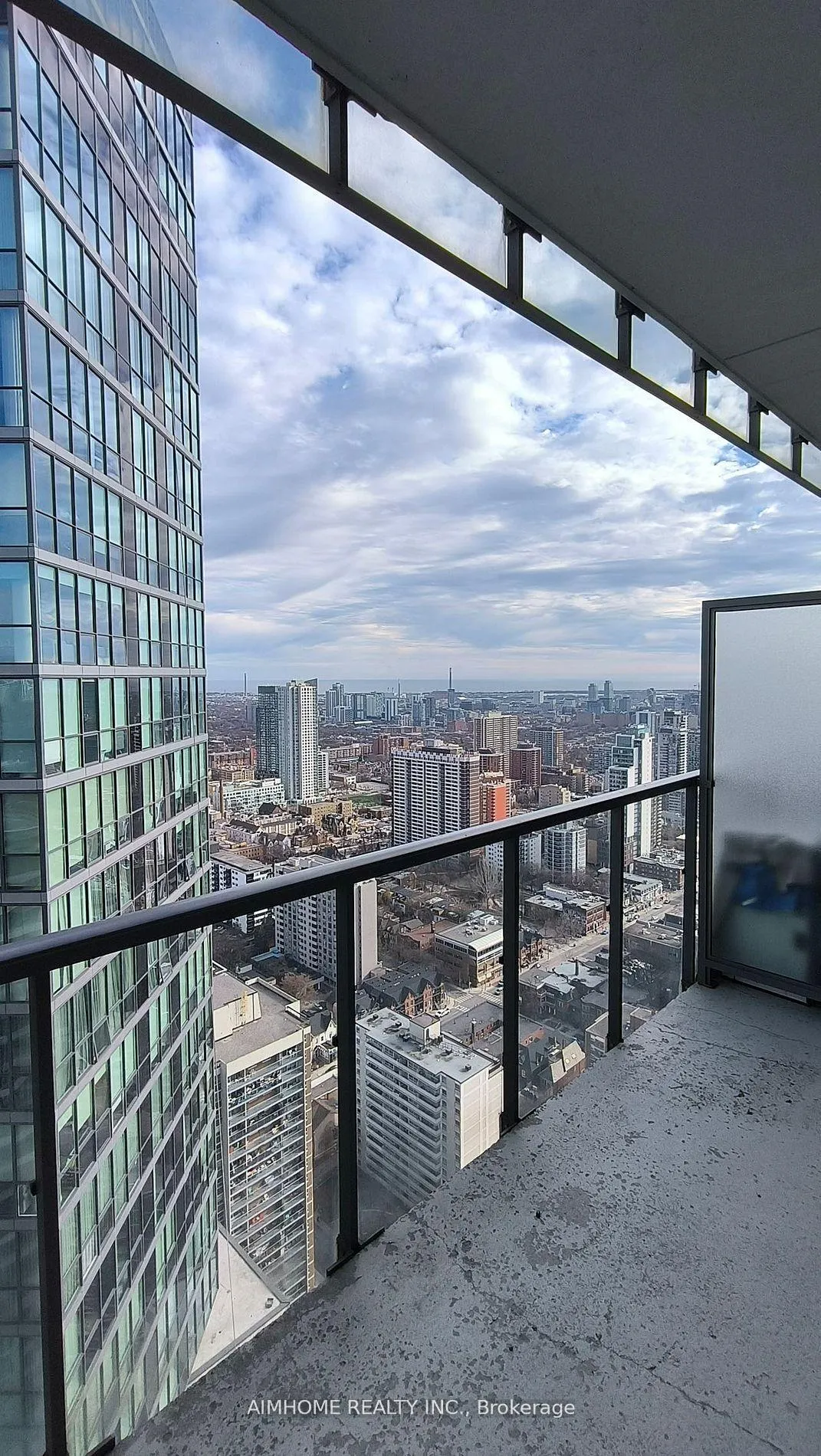 Photo 8 of Unit 4201, 33 Charles Street E, Toronto, Church-Yonge Corridor — HOMEH