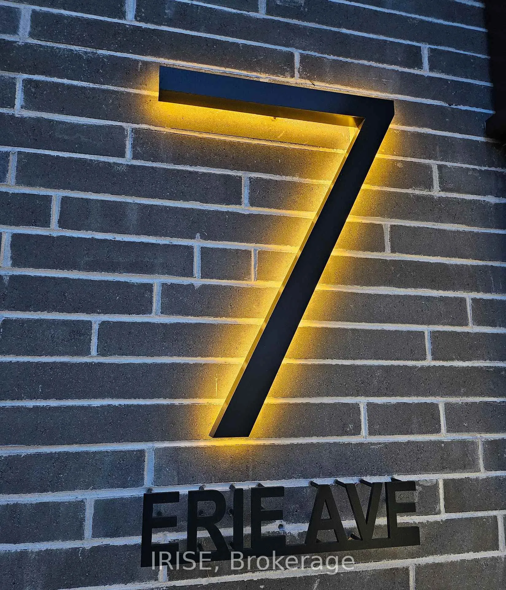 Front of Unit 606, 7 Erie Avenue