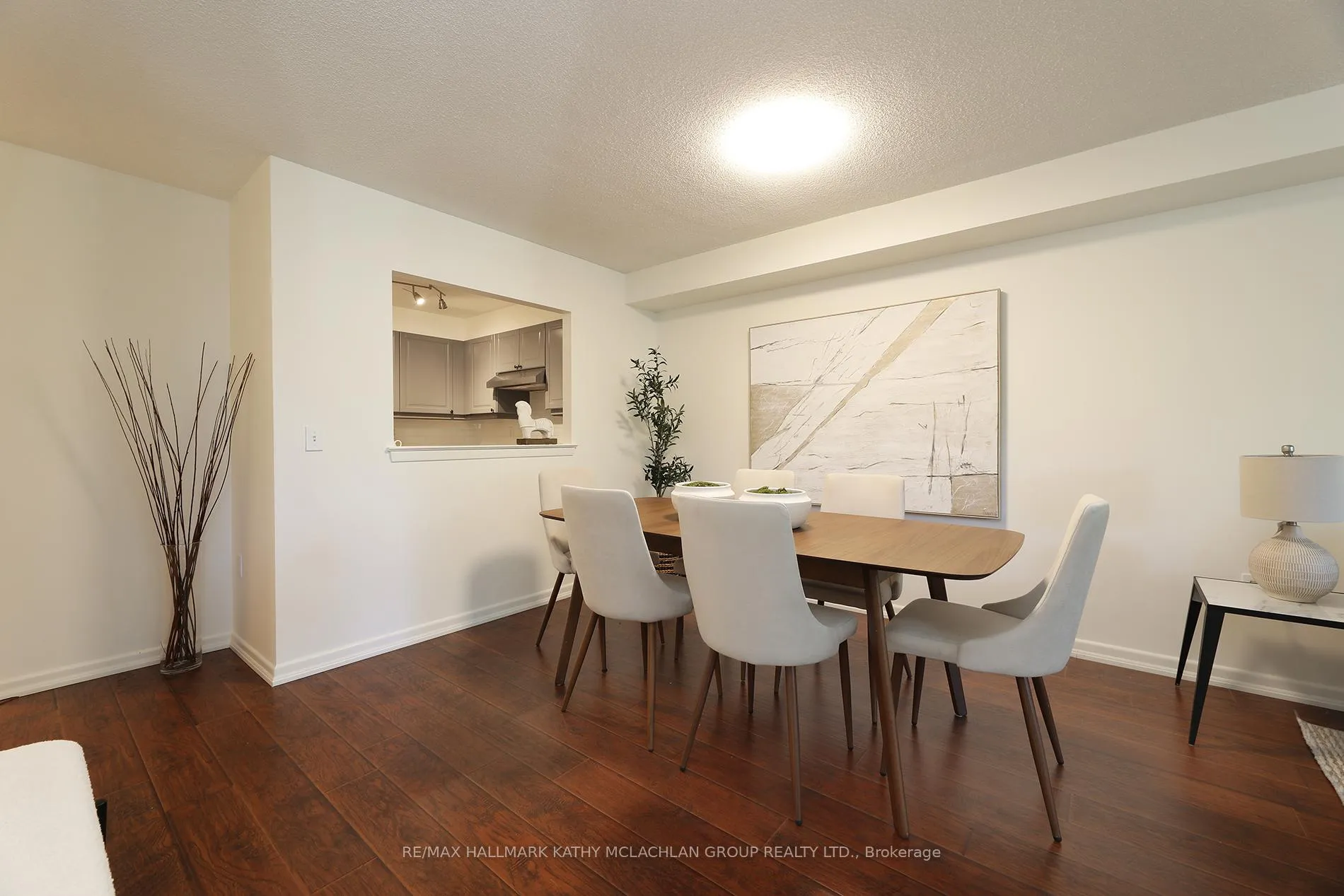 Photo 14 of Unit 421, 955 Millwood Road, Toronto, Leaside — HOMEH