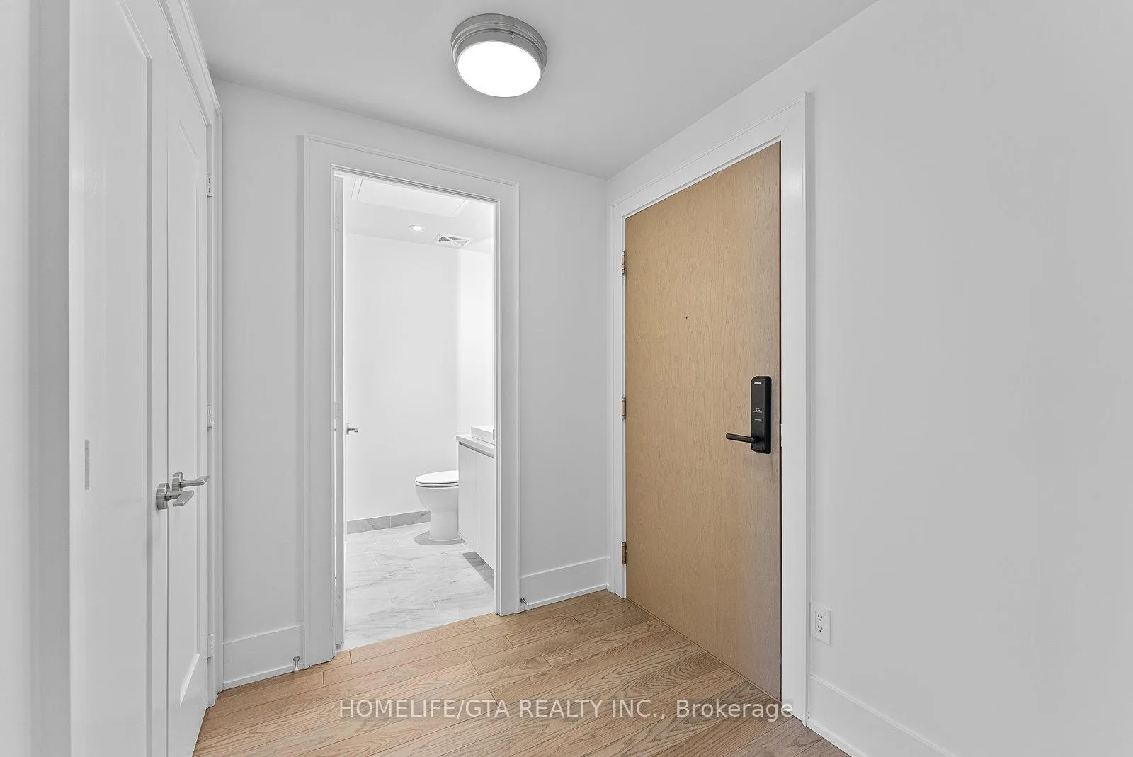 Photo 3 of Unit 605, 118 Merchants' Wharf, Toronto, Waterfront Communities — HOMEH