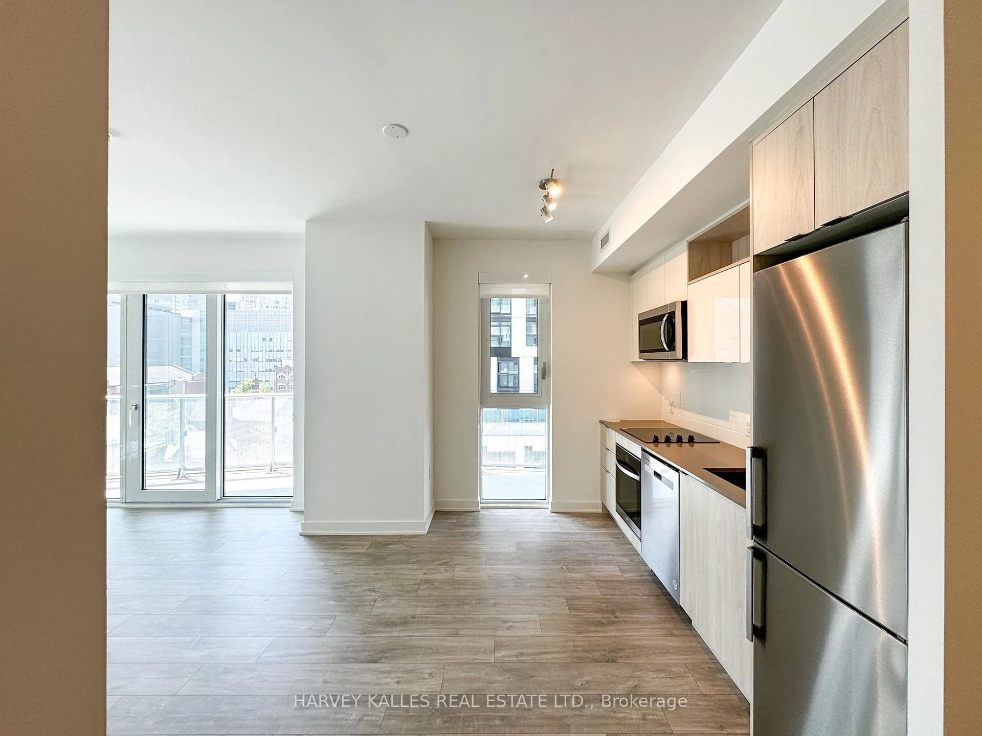 Photo 10 of Unit 710, 100 Dalhousie Street, Toronto, Waterfront Communities — HOMEH
