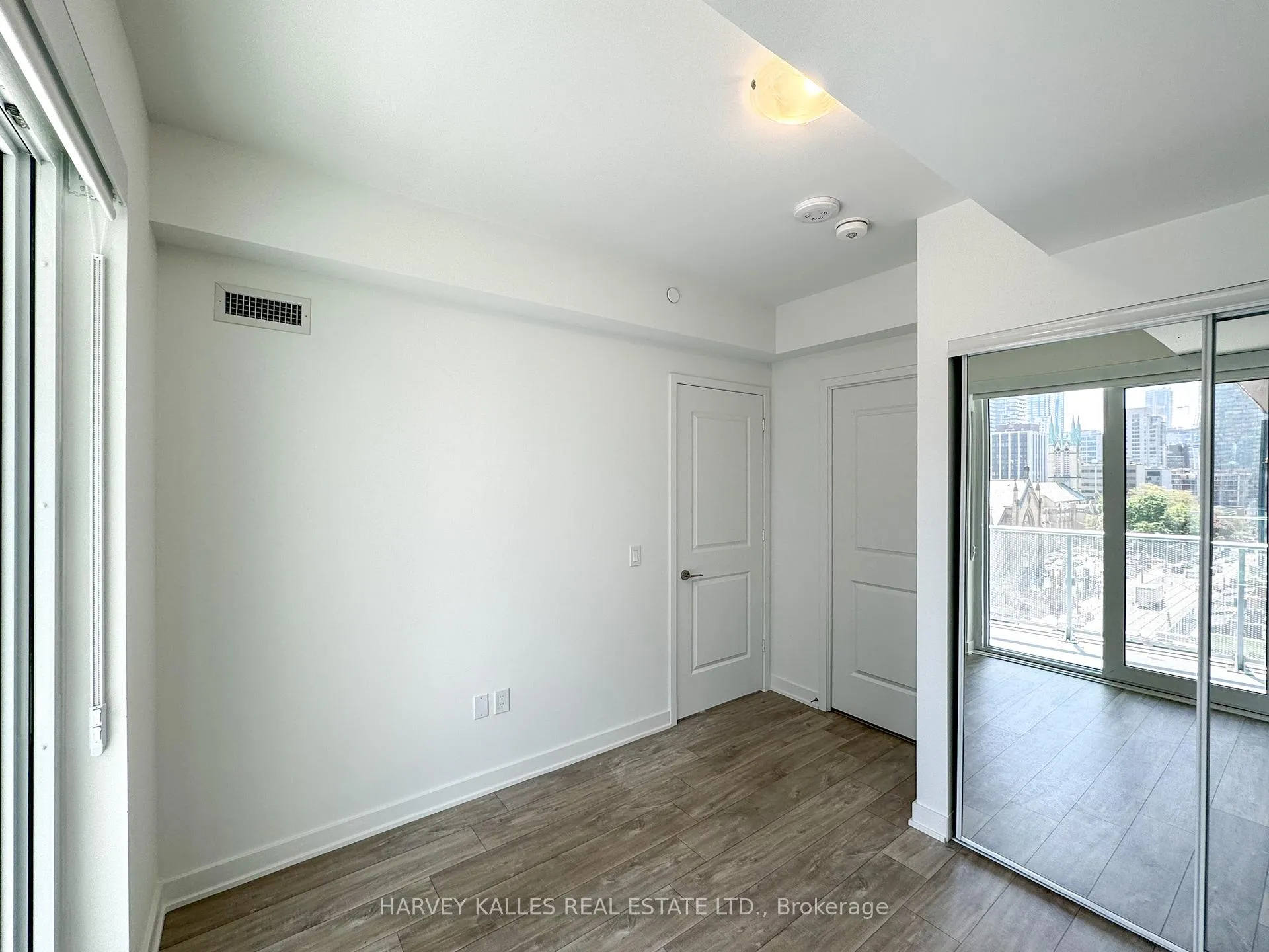 Photo 13 of Unit 710, 100 Dalhousie Street, Toronto, Waterfront Communities — HOMEH