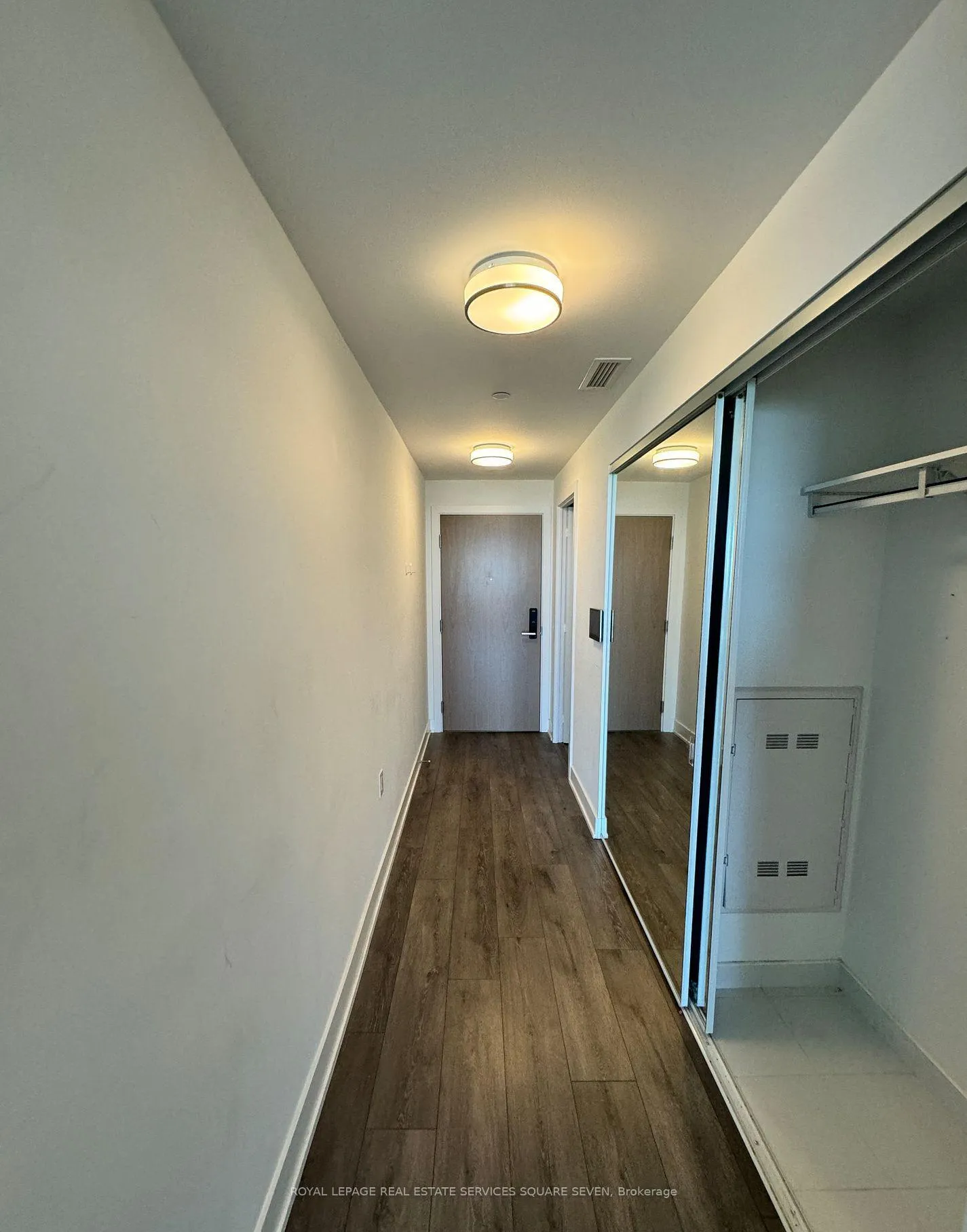 Photo 4 of Unit 3118, 585 Bloor Street E, Toronto, North St. James Town — HOMEH