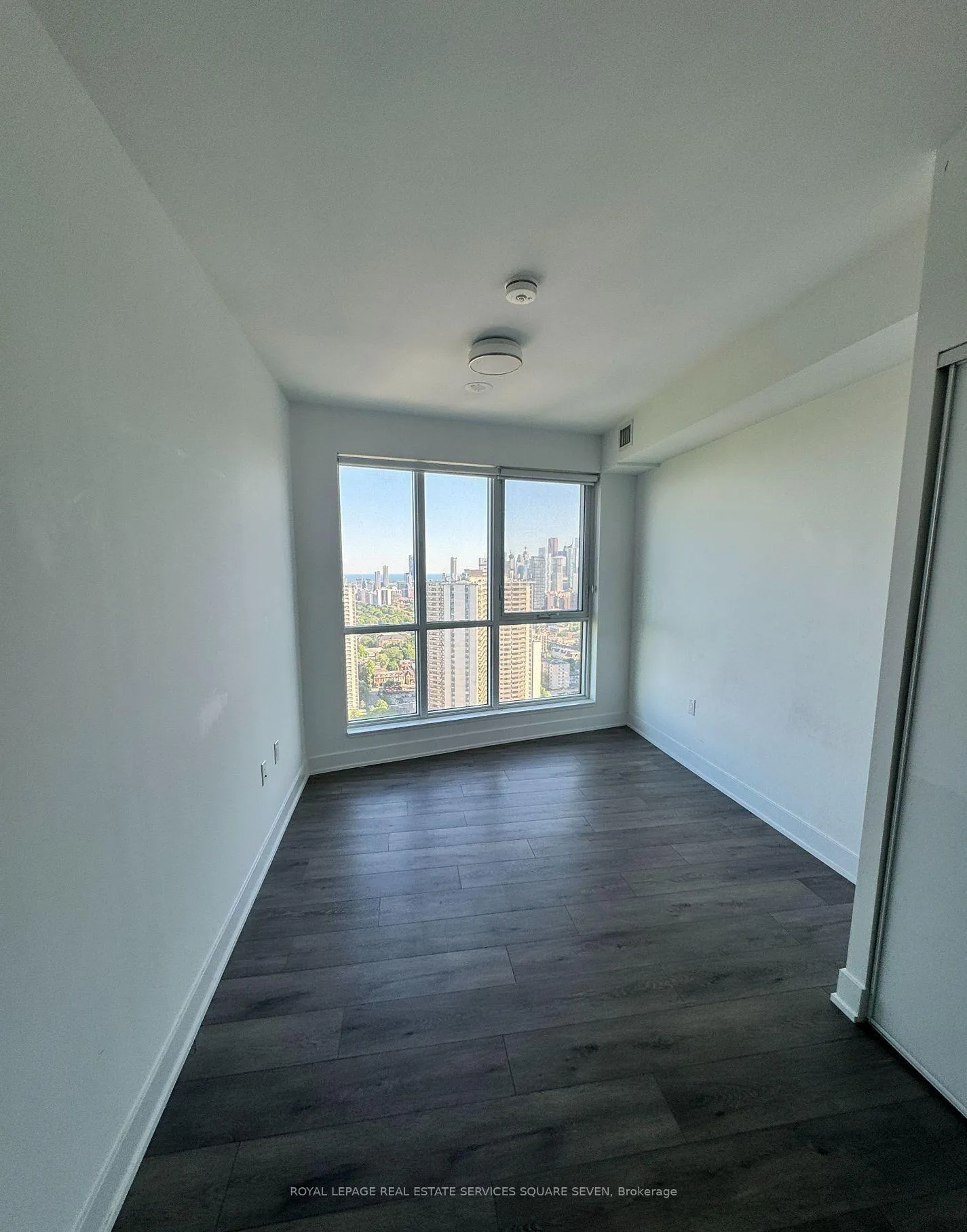 Photo 7 of Unit 3118, 585 Bloor Street E, Toronto, North St. James Town — HOMEH