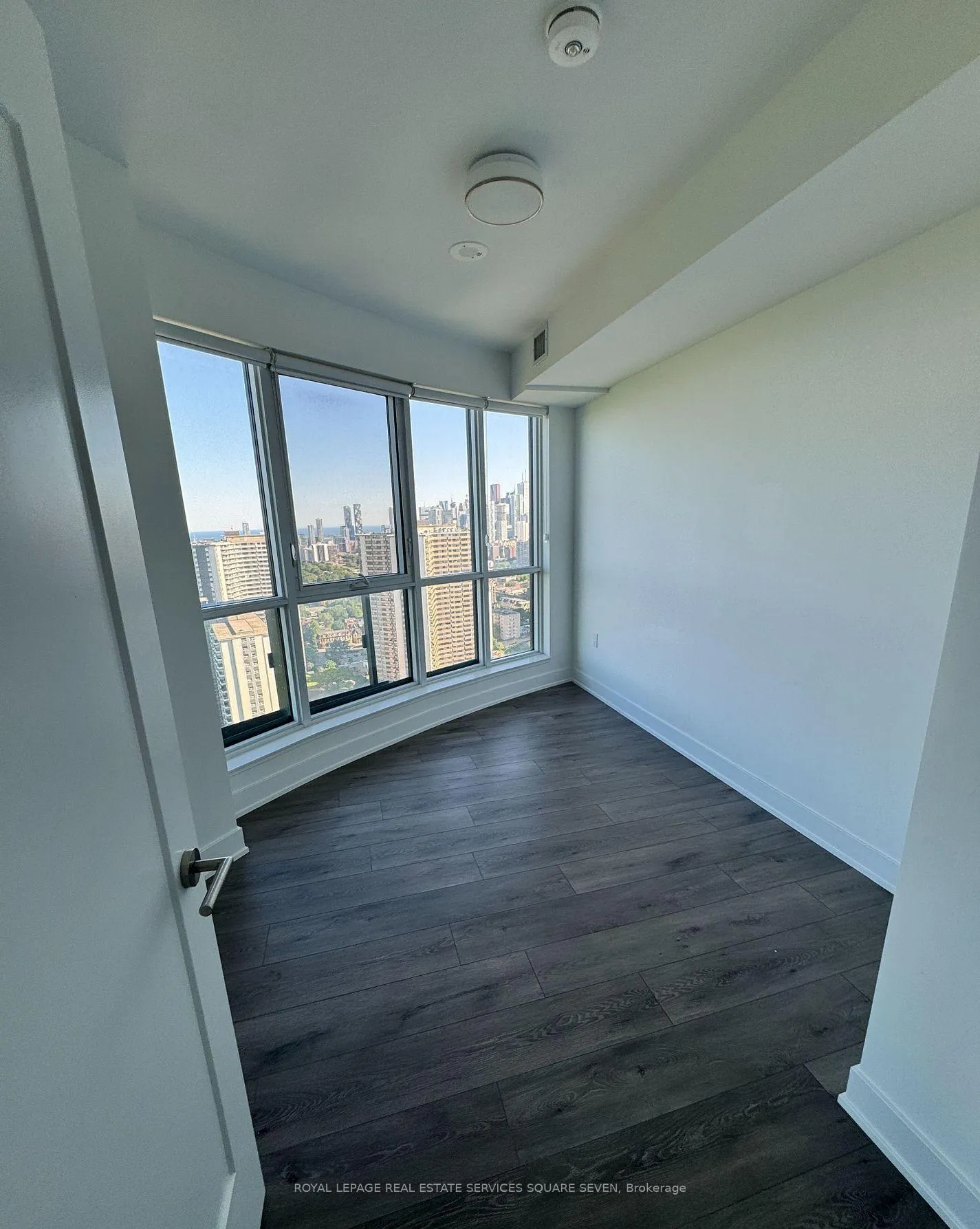 Photo 8 of Unit 3118, 585 Bloor Street E, Toronto, North St. James Town — HOMEH