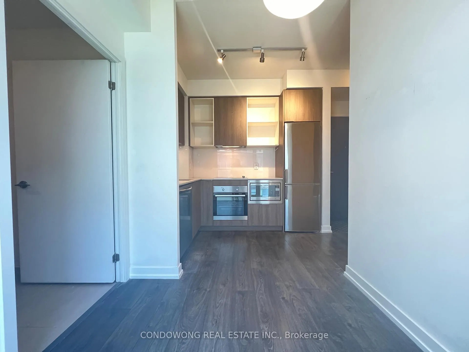 Photo 4 of Unit 511, 200 Sackville Street, Toronto, Regent Park — HOMEH
