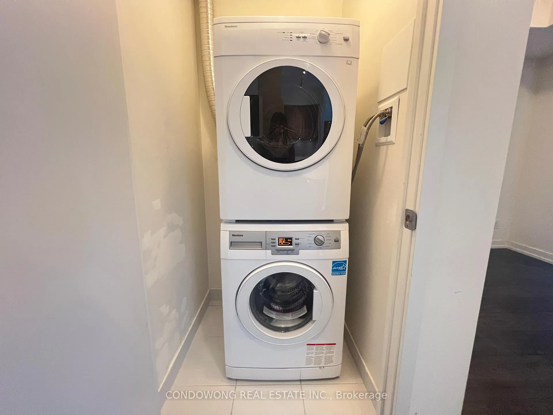 Photo 8 of Unit 511, 200 Sackville Street, Toronto, Regent Park — HOMEH