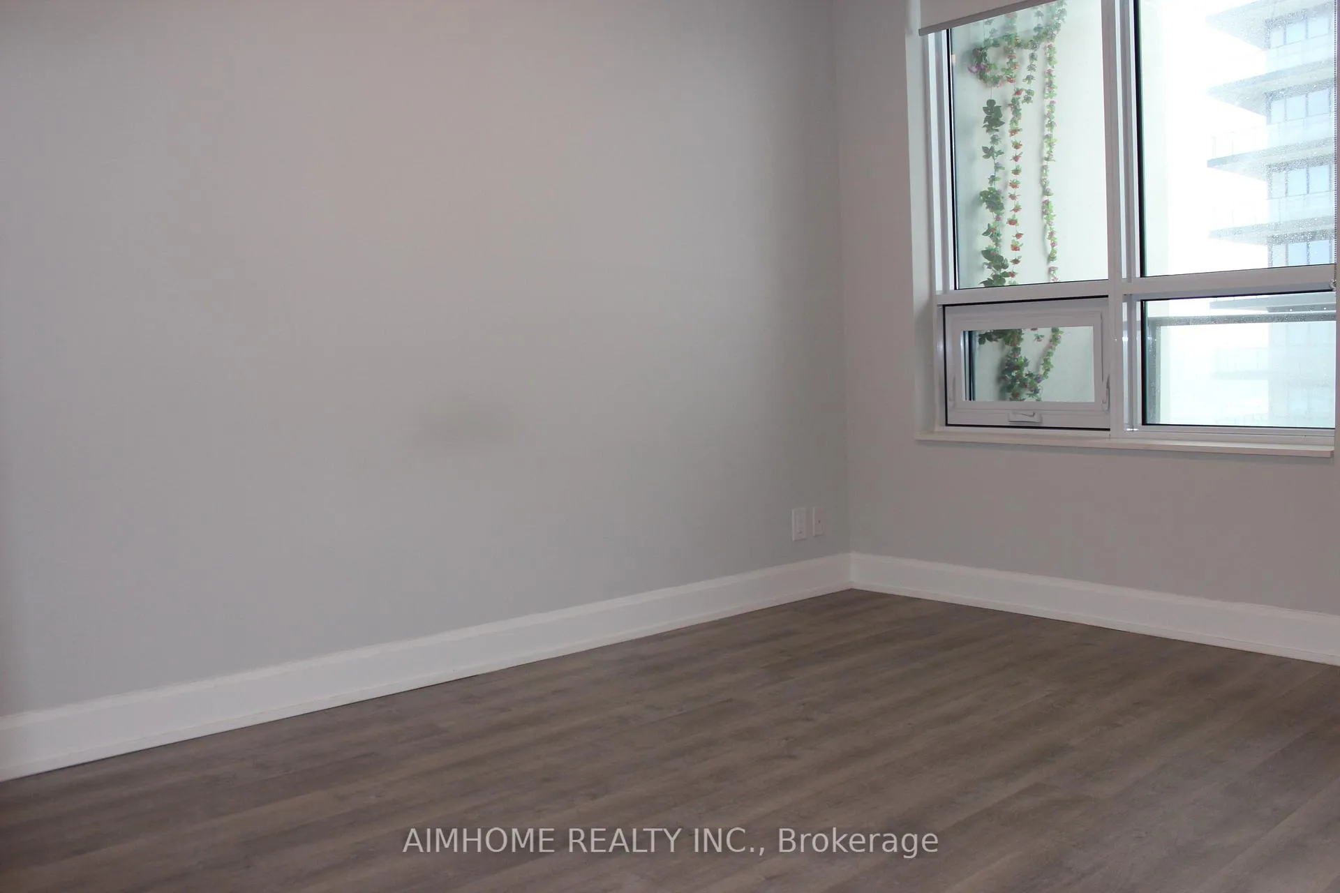 Photo 12 of Unit 711, 38 Gandhi Lane, Markham, Commerce Valley — HOMEH