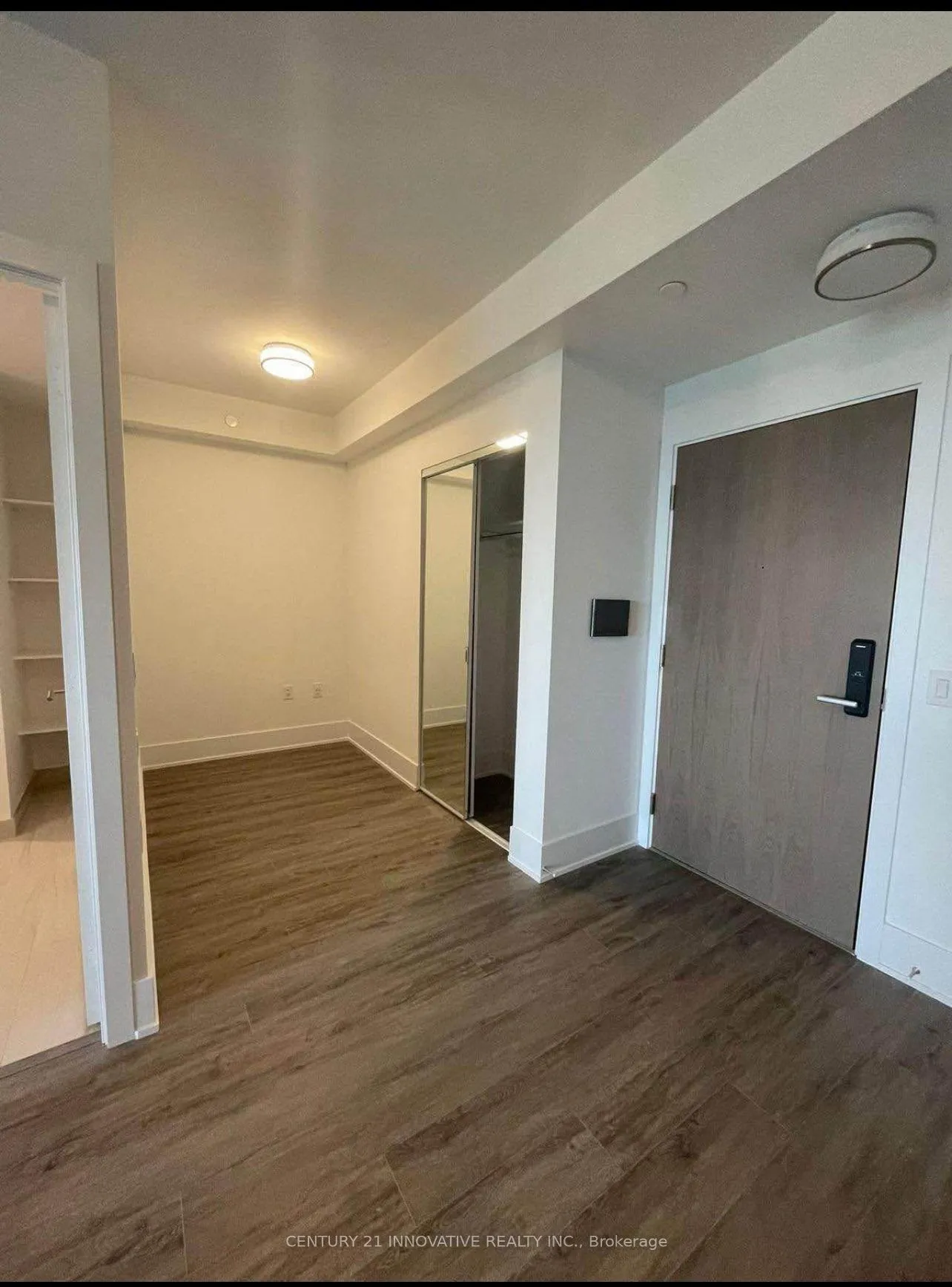 Photo 4 of Unit 2605, 575 Bloor Street E, Toronto, North St. James Town — HOMEH