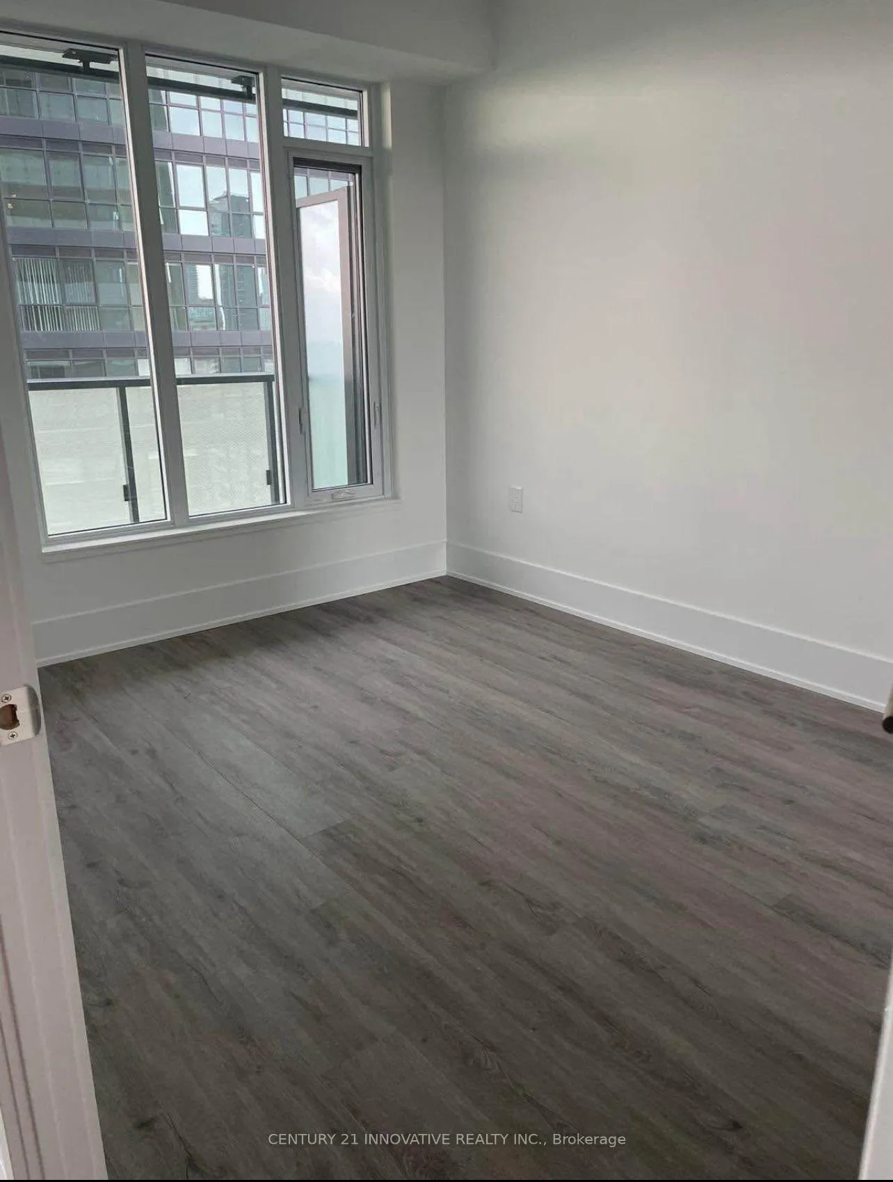 Photo 9 of Unit 2605, 575 Bloor Street E, Toronto, North St. James Town — HOMEH