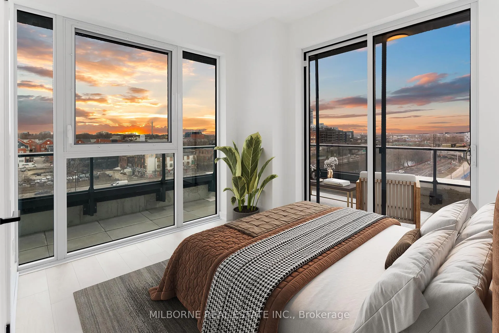 Photo 4 of Unit 510, 5 Defries Street, Toronto, Regent Park — HOMEH
