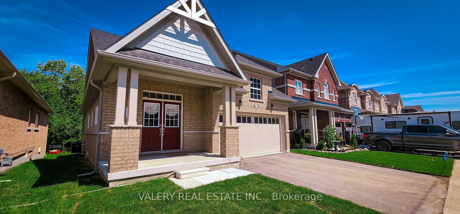 Front of Unit MAIN, 32 Cliff Thompson Court