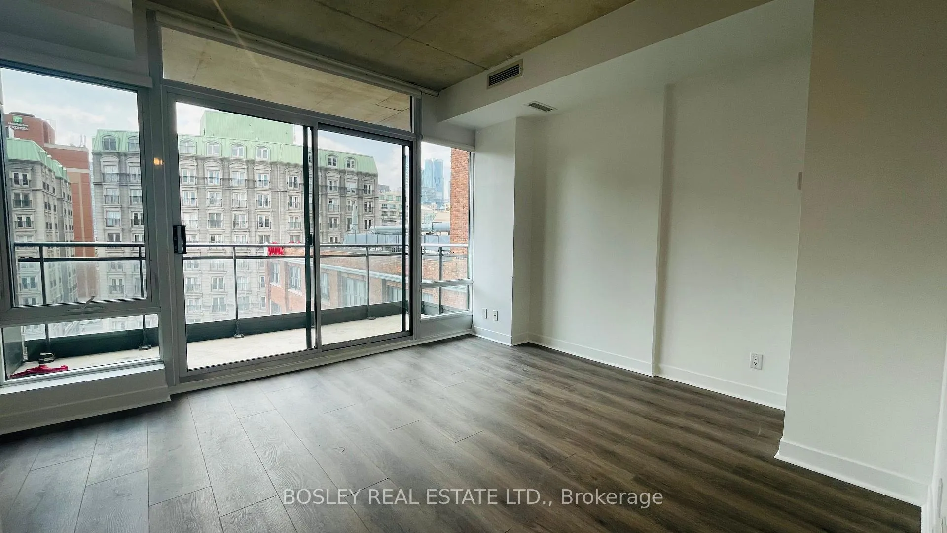 Photo 2 of Unit 708, 127 Queen Street E, Toronto, Church-Yonge Corridor — HOMEH