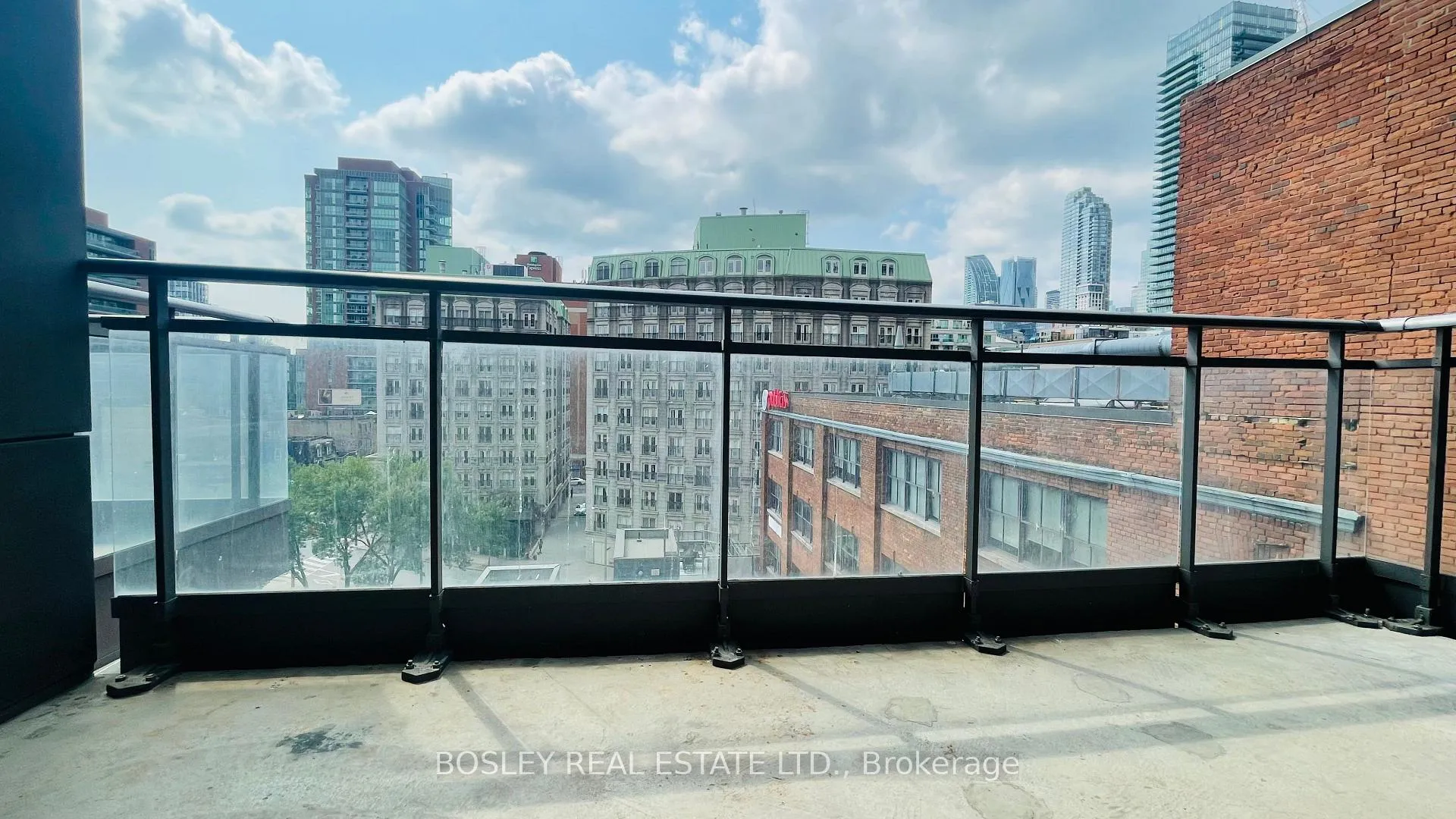 Photo 4 of Unit 708, 127 Queen Street E, Toronto, Church-Yonge Corridor — HOMEH