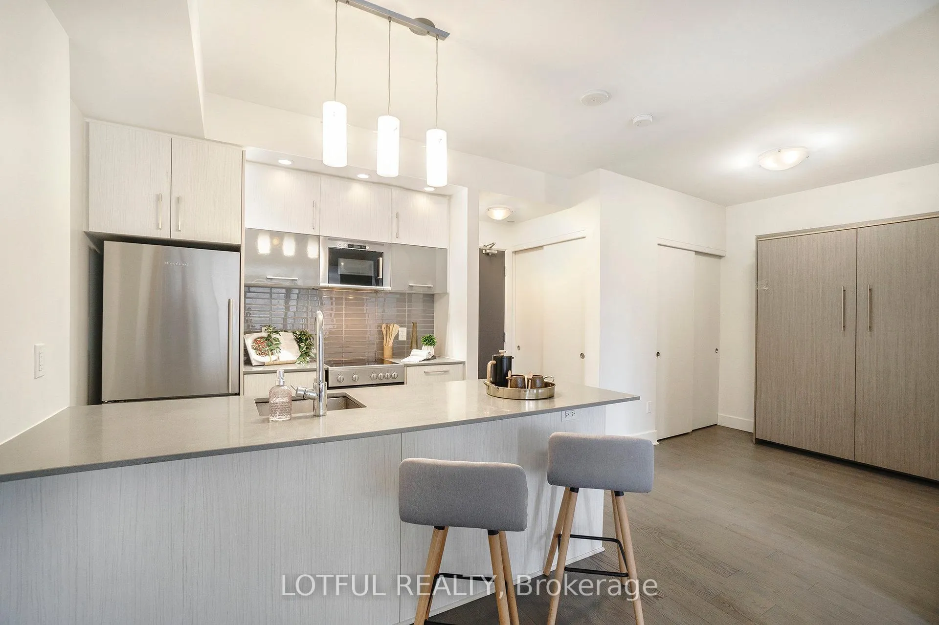 Photo 7 of Unit 1206, 255 Bay Street, Ottawa, Ottawa Centre — HOMEH