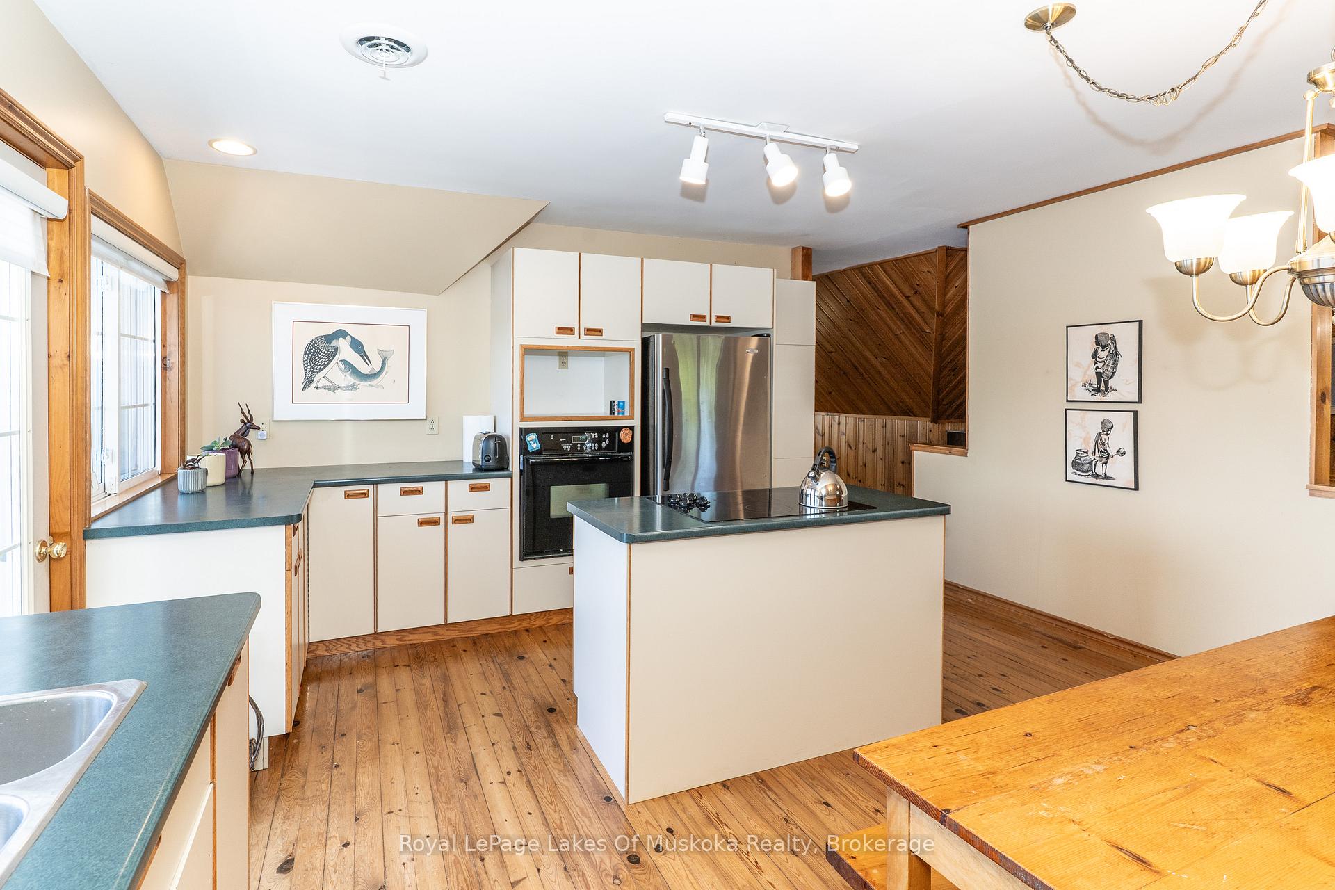 Photo 33 of 4-1010 Pinedale Road, Gravenhurst, Muskoka (S) — HOMEH