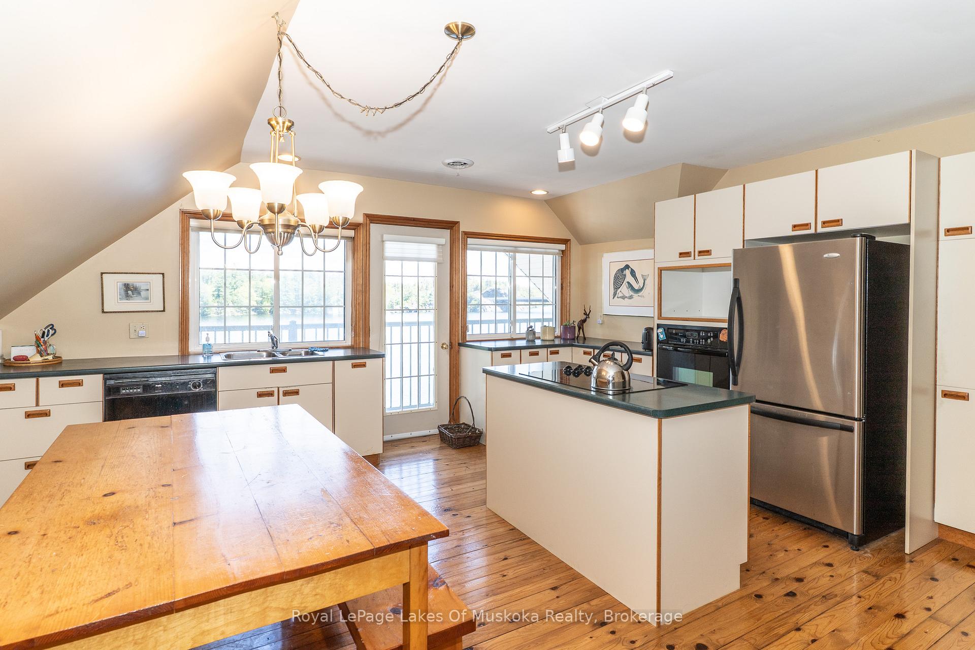Photo 41 of 4-1010 Pinedale Road, Gravenhurst, Muskoka (S) — HOMEH