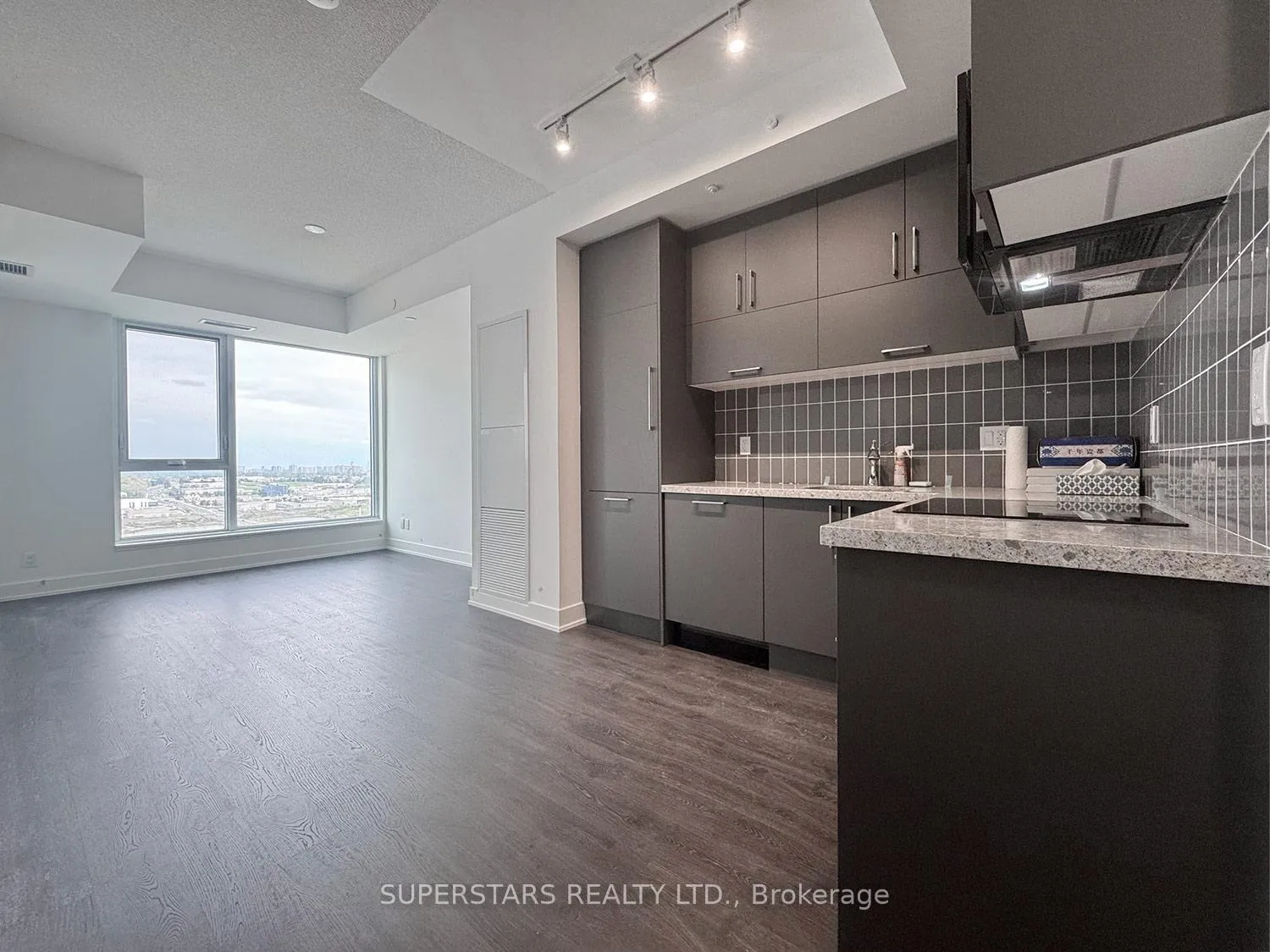 Photo 2 of Unit 2208, 38 Andre de Grasse Street, Markham, Unionville — HOMEH