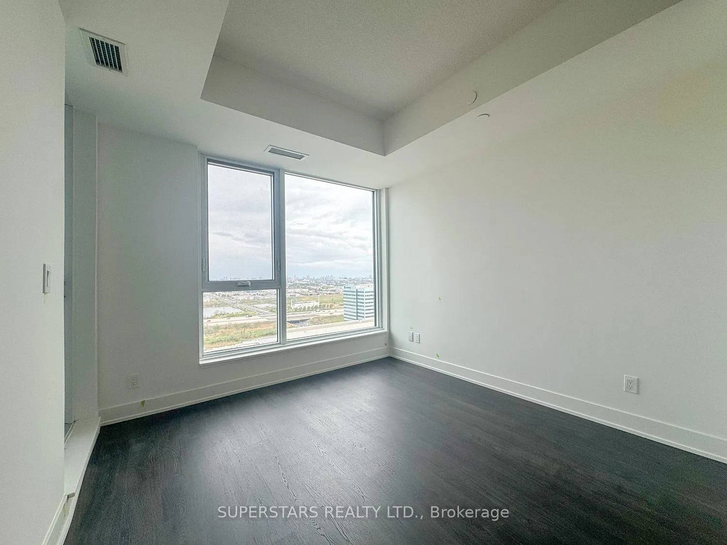 Photo 5 of Unit 2208, 38 Andre de Grasse Street, Markham, Unionville — HOMEH