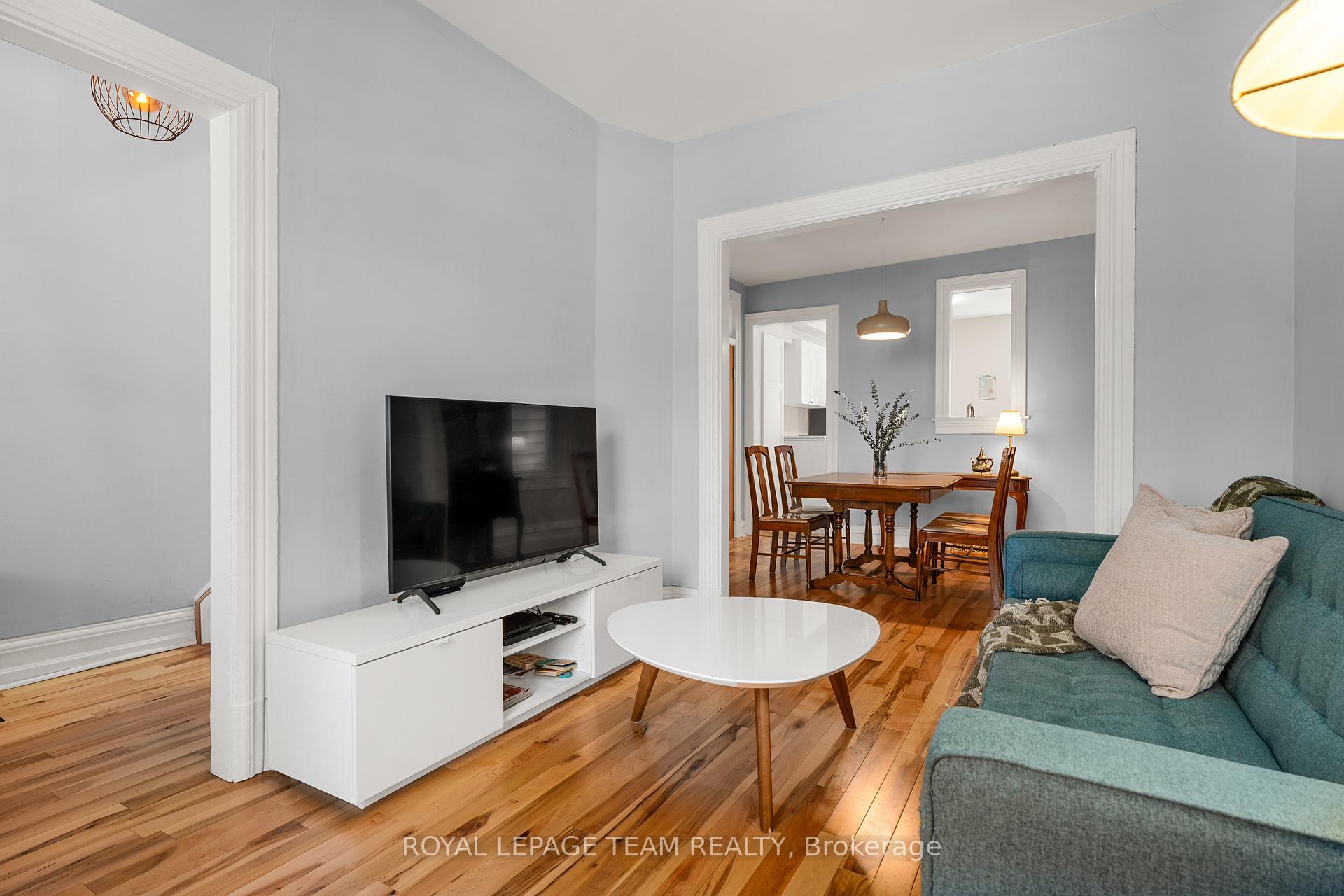 Photo 6 of 32 Adelaide Street, Ottawa, Glebe — HOMEH