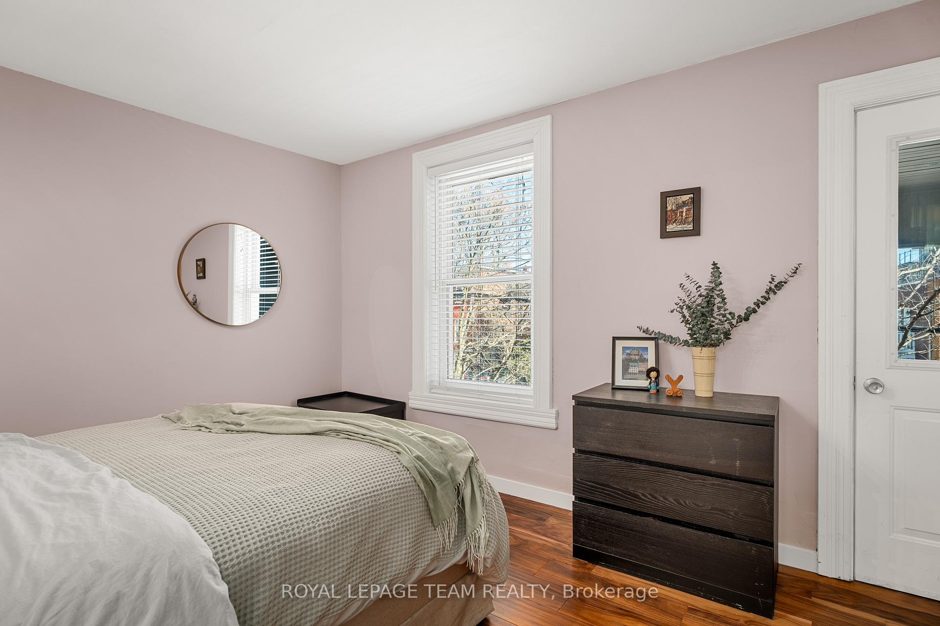 Photo 23 of 32 Adelaide Street, Ottawa, Glebe — HOMEH