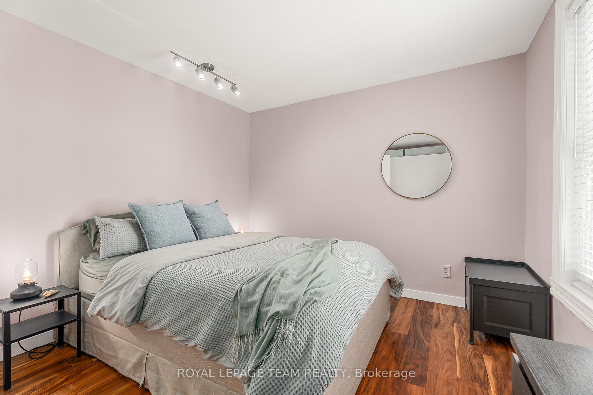 Photo 28 of 32 Adelaide Street, Ottawa, Glebe — HOMEH