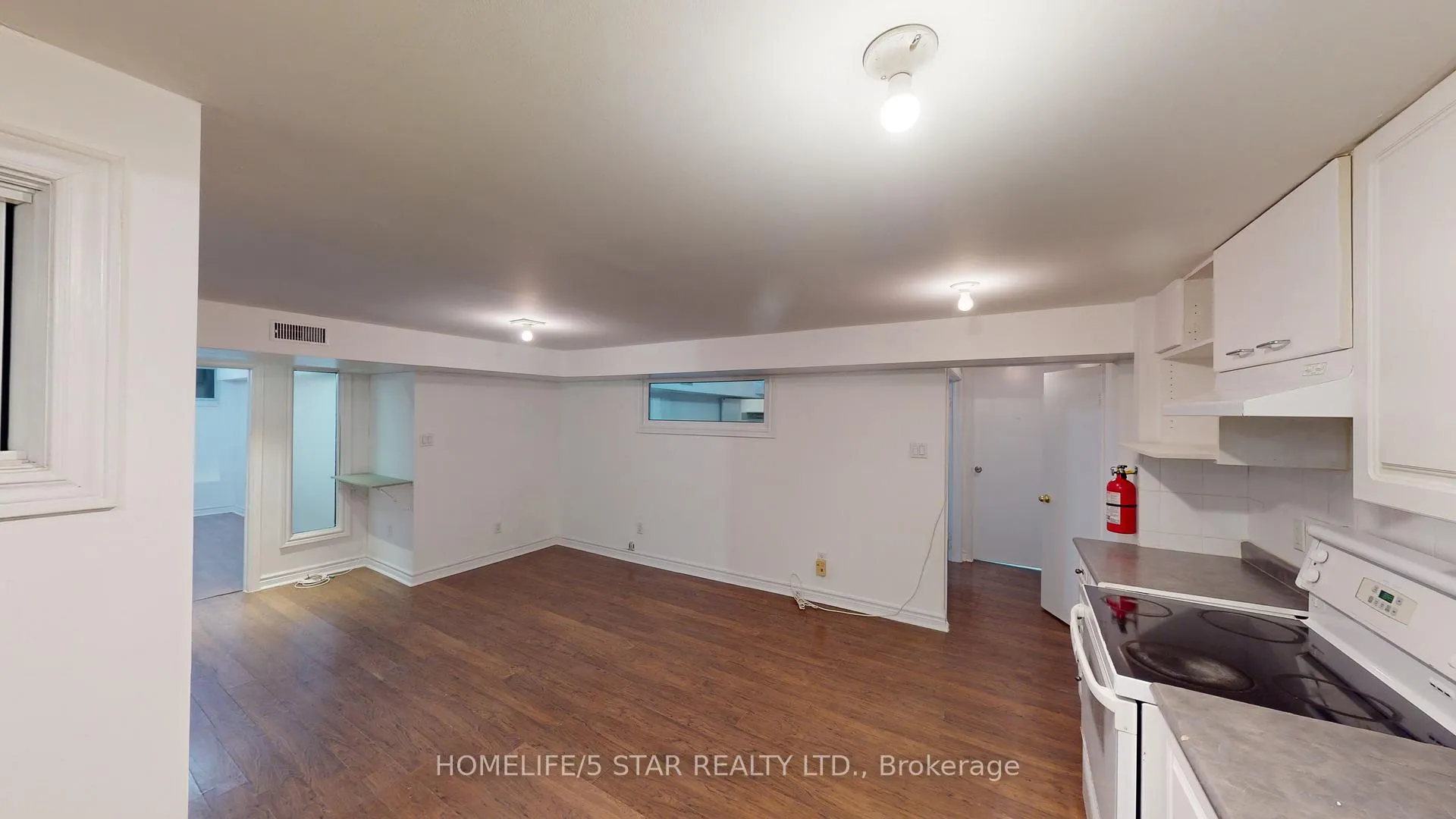 Photo 8 of Unit Bsmt Apt, 109 Knox Avenue, Toronto, Greenwood-Coxwell — HOMEH