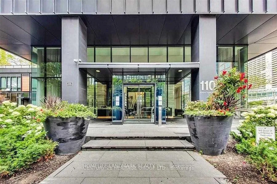 Photo 4 of Unit 3304, 110 Charles Street E, Toronto, Church-Yonge Corridor — HOMEH