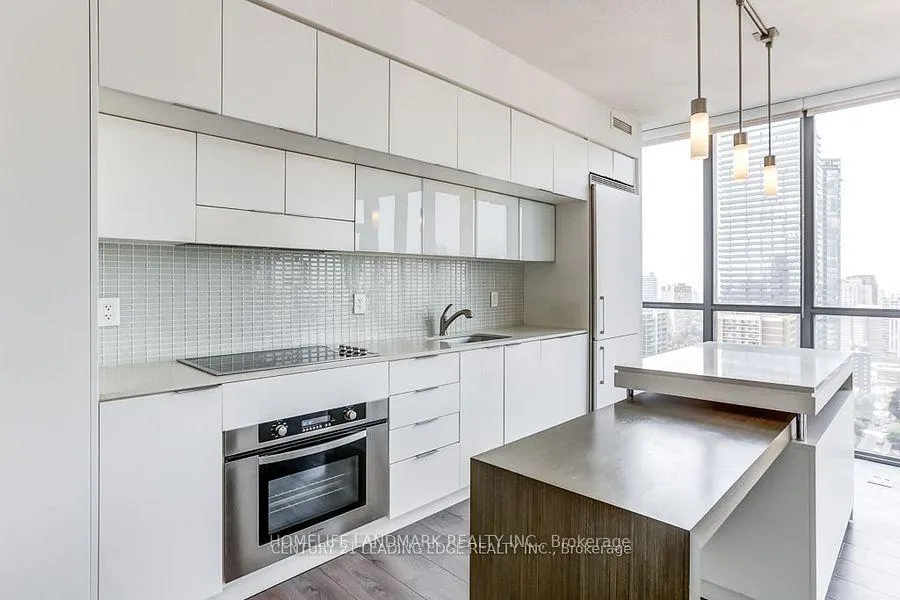 Photo 6 of Unit 3304, 110 Charles Street E, Toronto, Church-Yonge Corridor — HOMEH